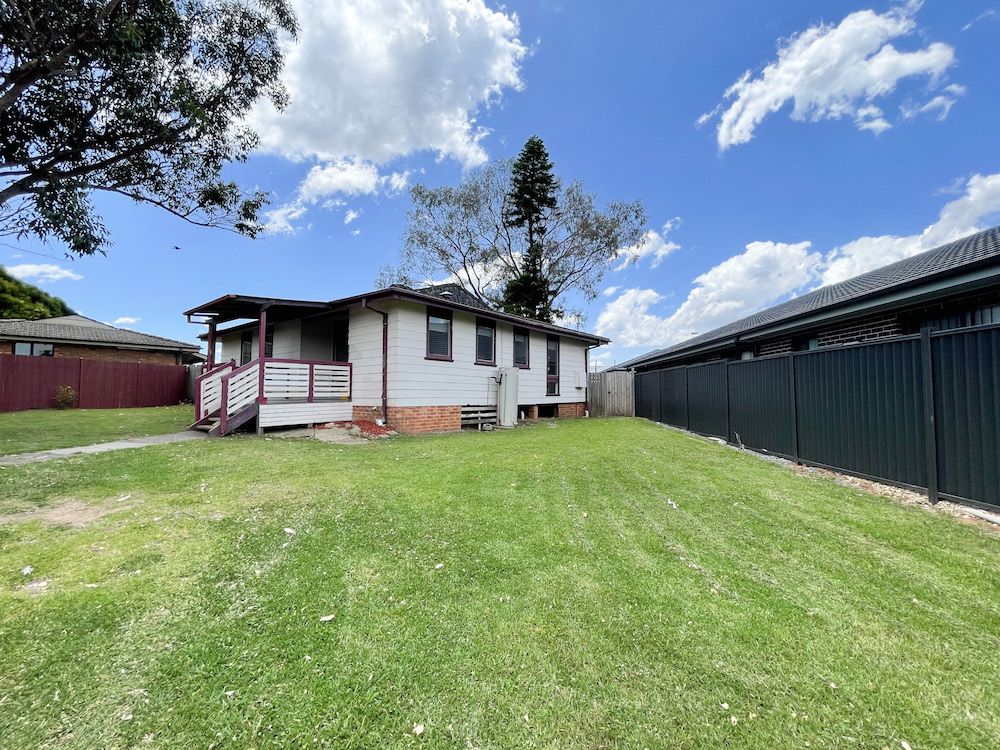 21 Rowley Place, Airds, NSW 2560