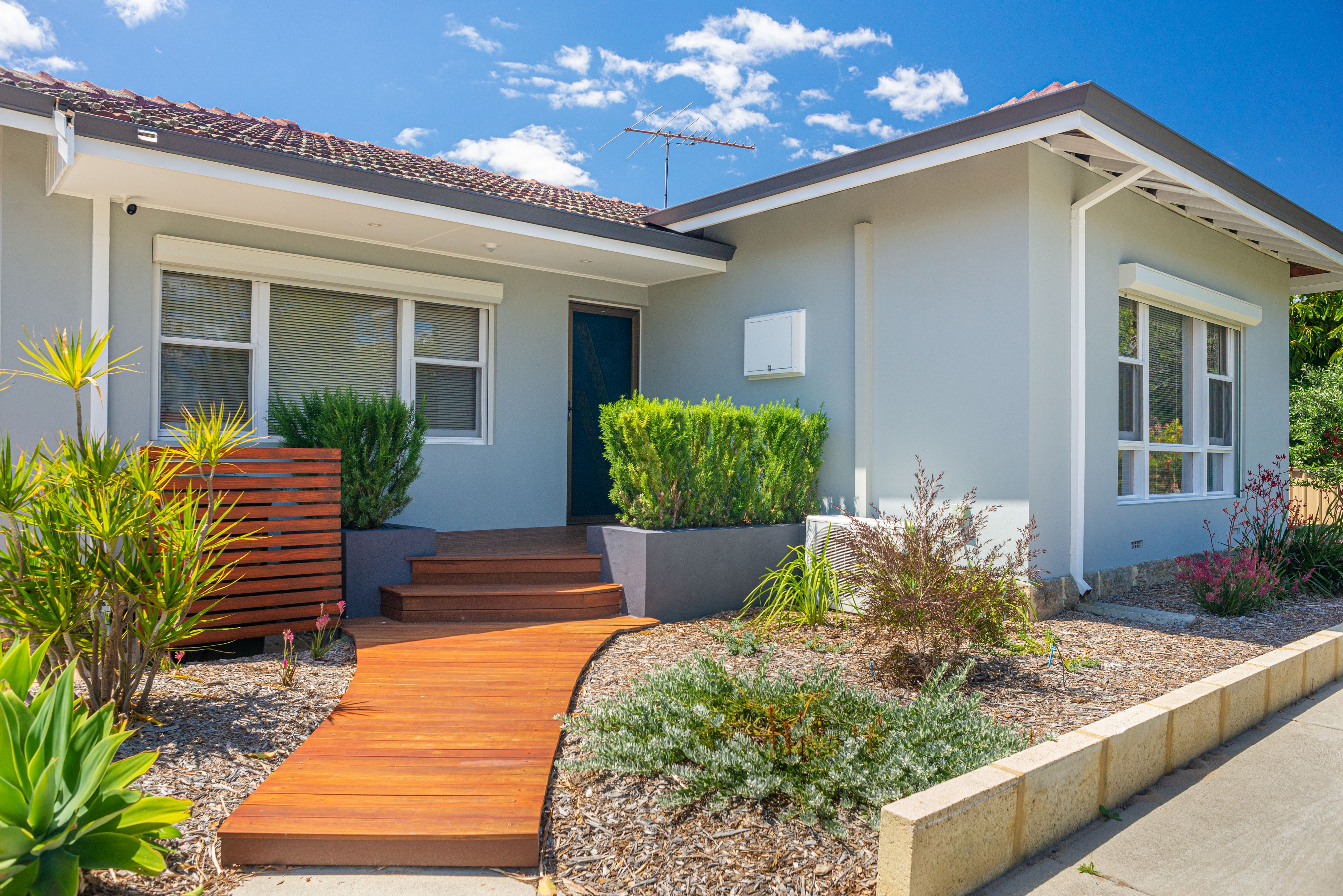 22 Warner Road, High Wycombe, WA 6057