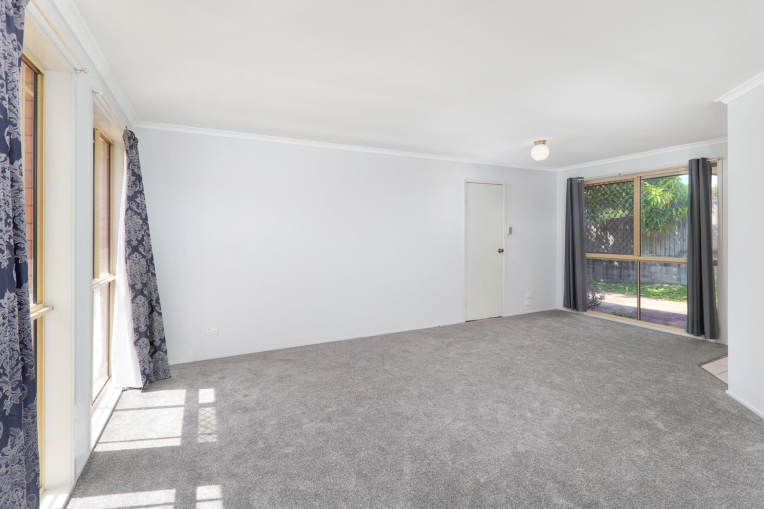 13 Hurlstone Street, Wishart, QLD 4122