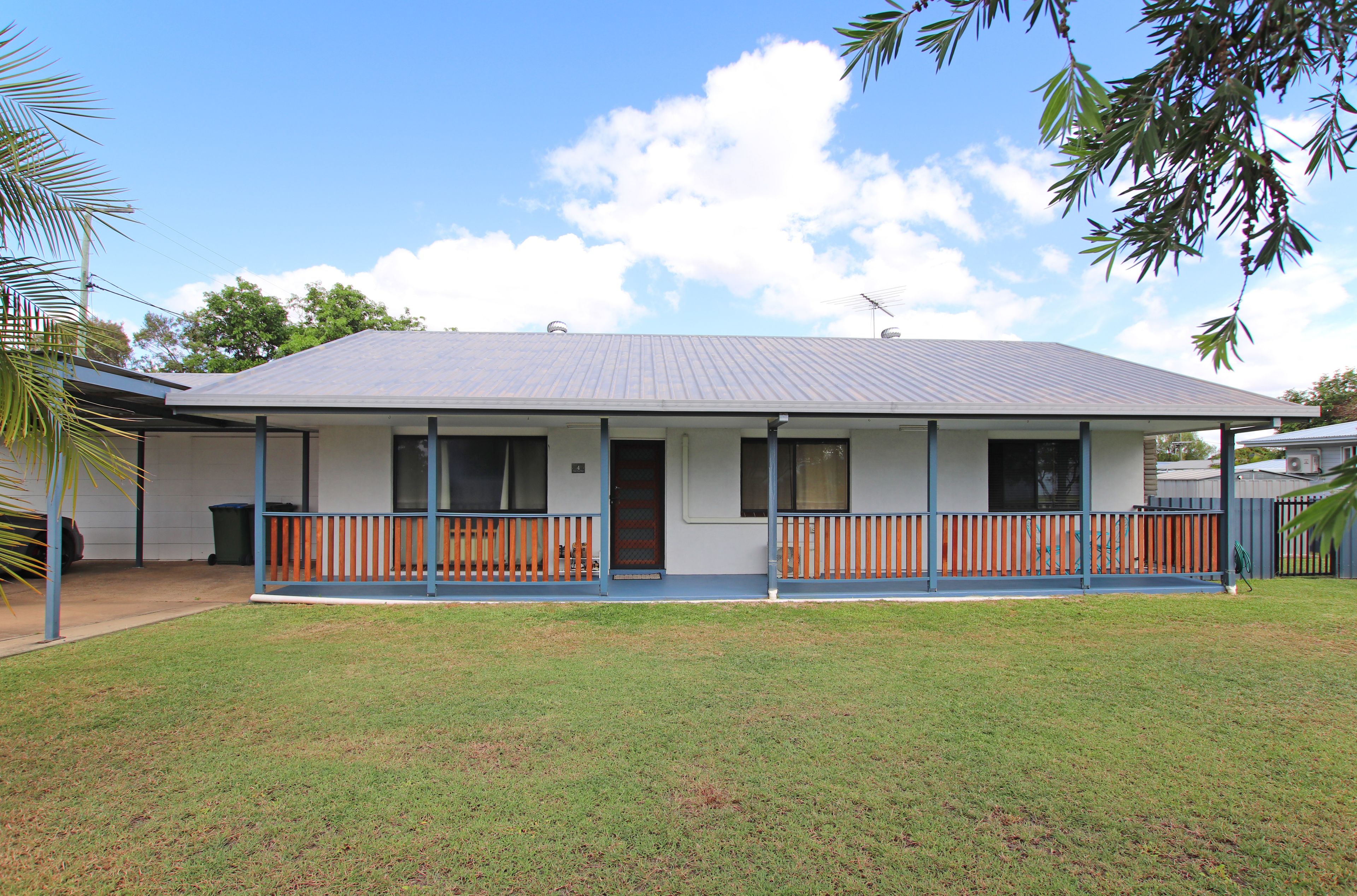 4 State Farm Road, Biloela QLD 4715