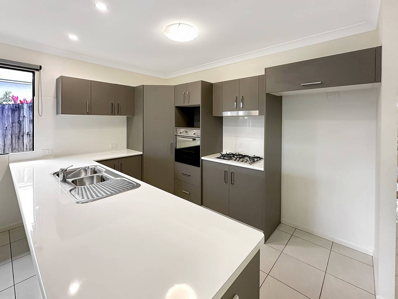 11 Rosenberg Street, Atherton, QLD 4883