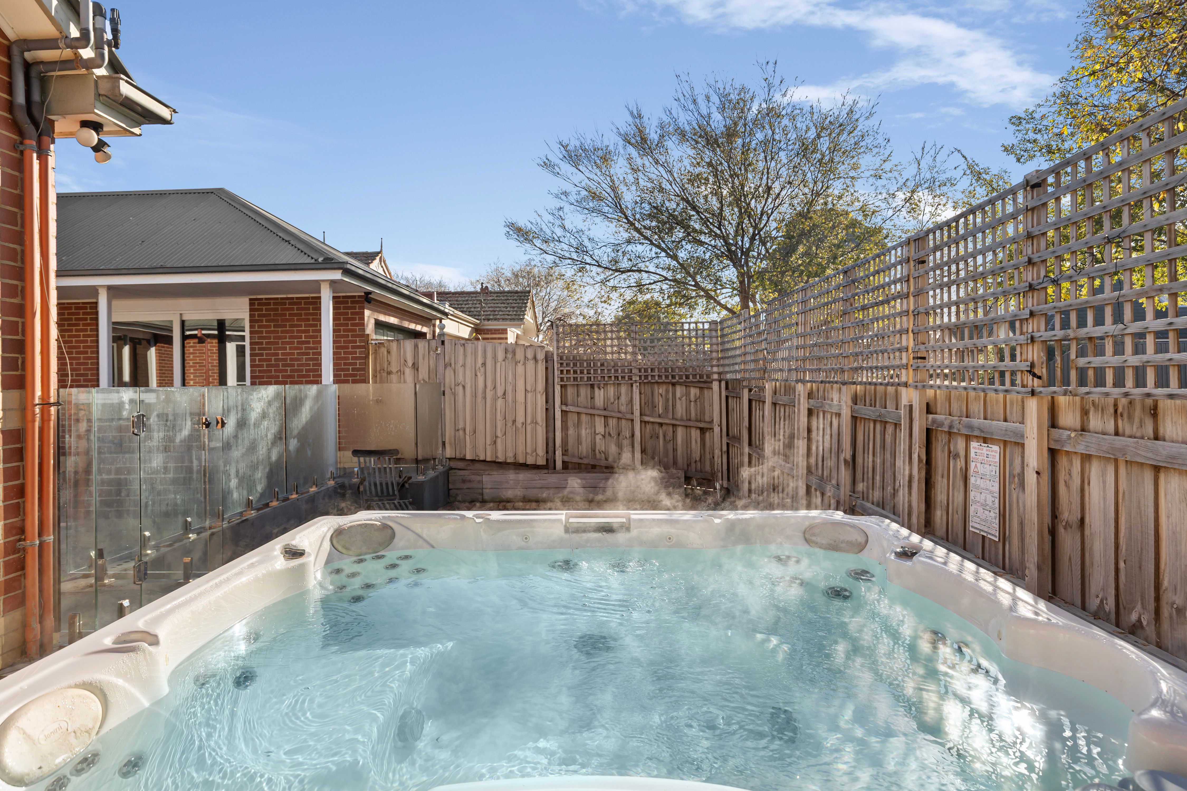 23 Dickson Court — photo 10 of 11