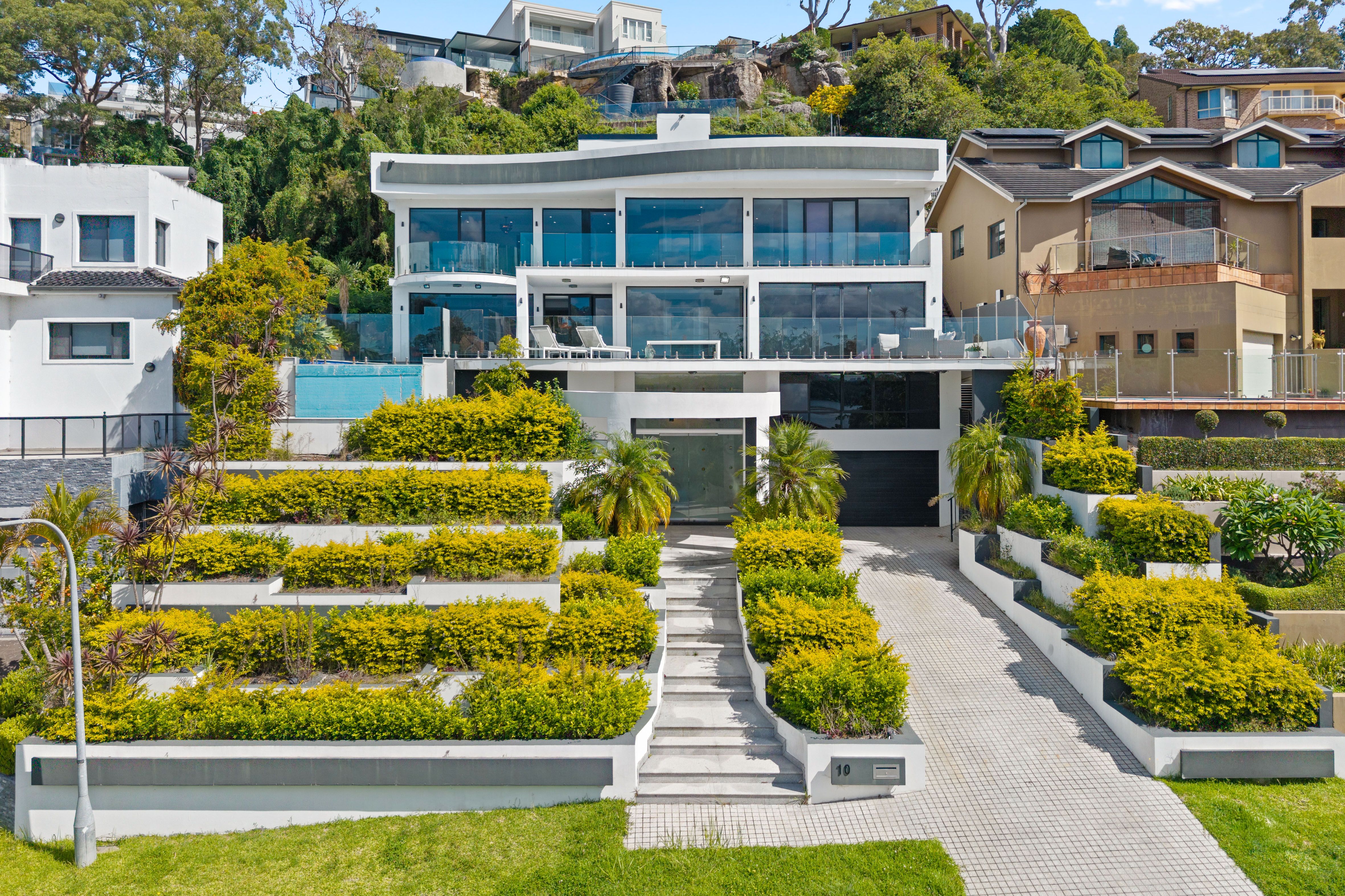 10 Mcpherson Place, Illawong NSW 2234