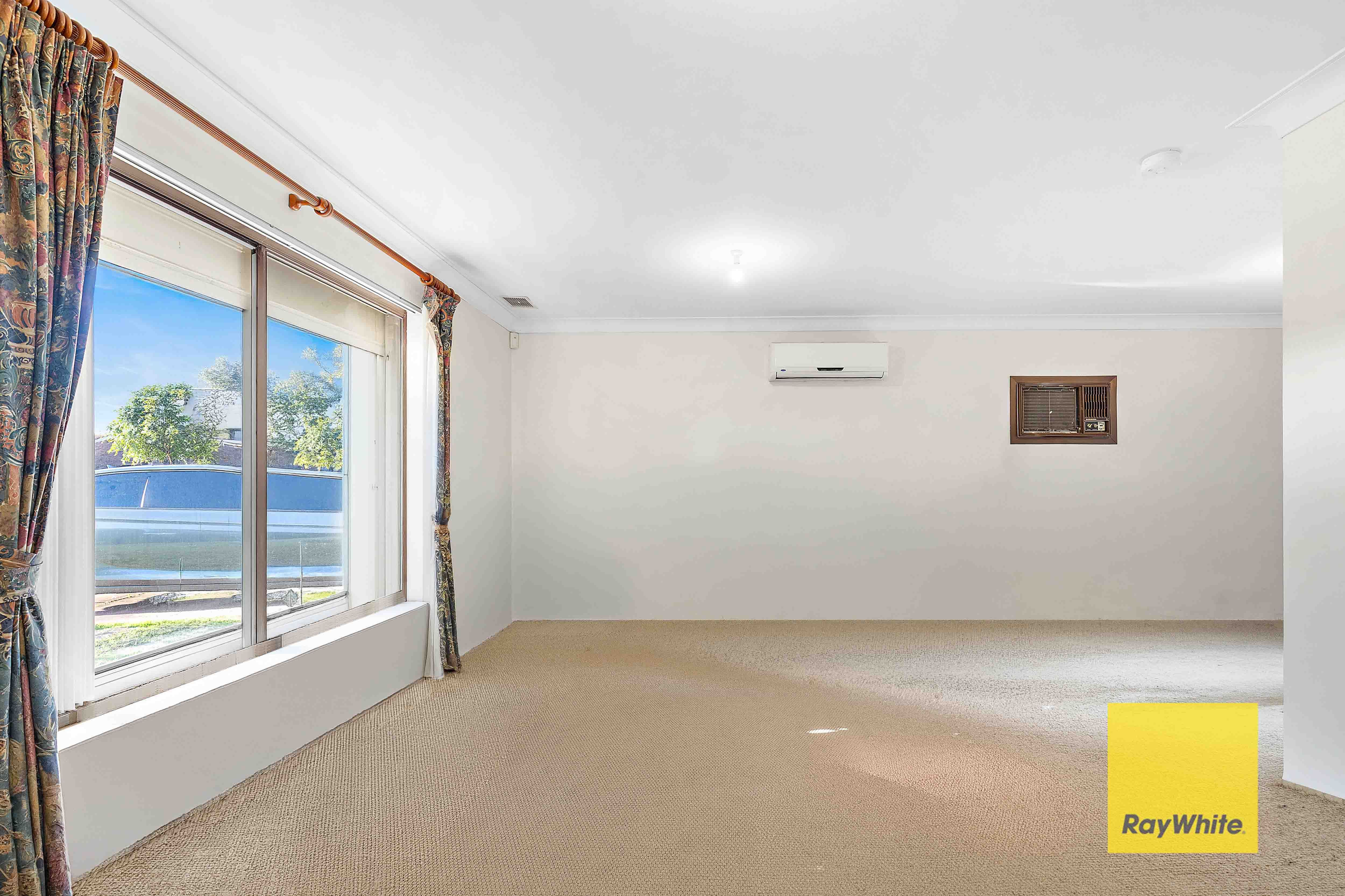 16 Shillington Way, Thornlie, WA 6108