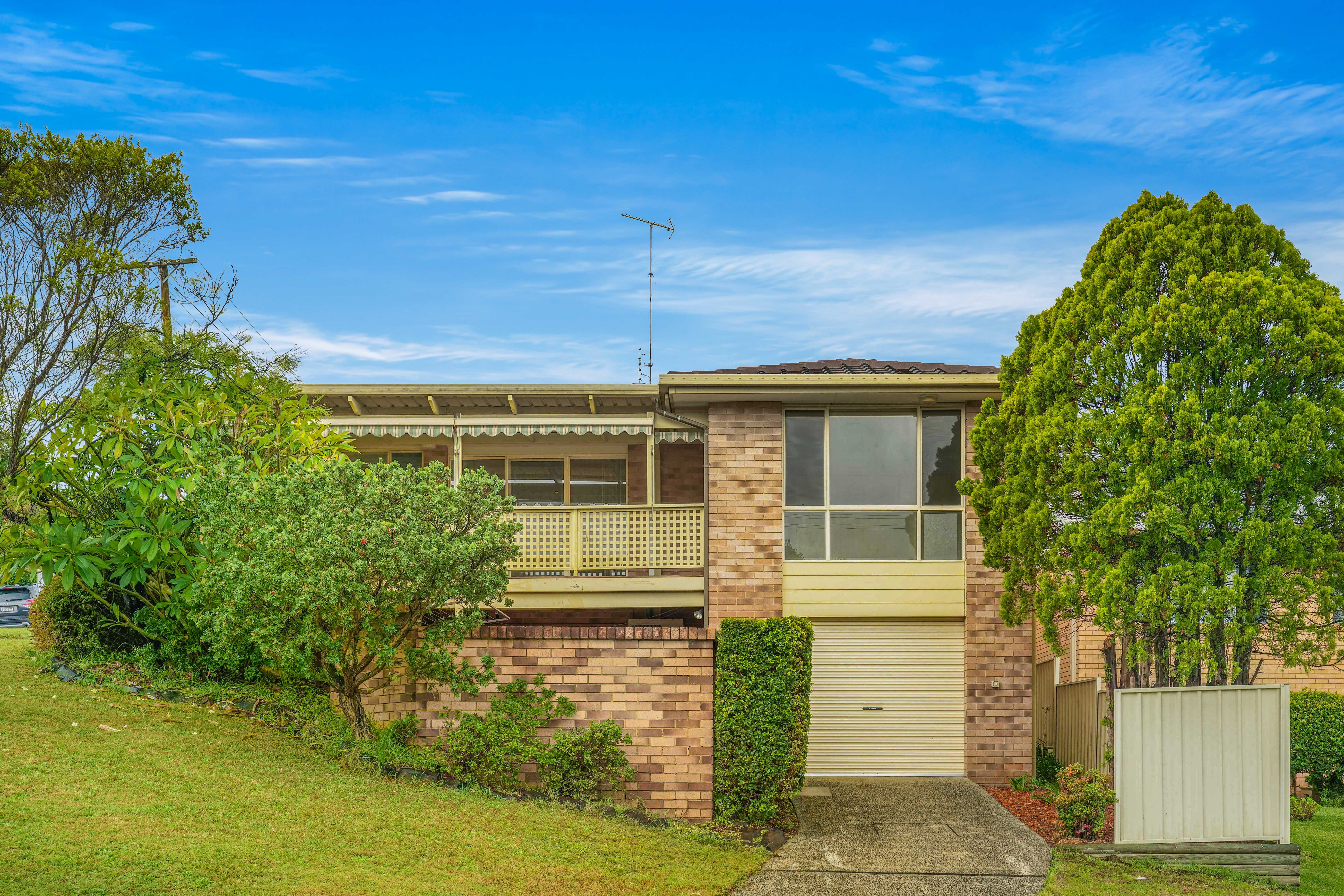 1/43 Asca Drive, Green Point, NSW 2251