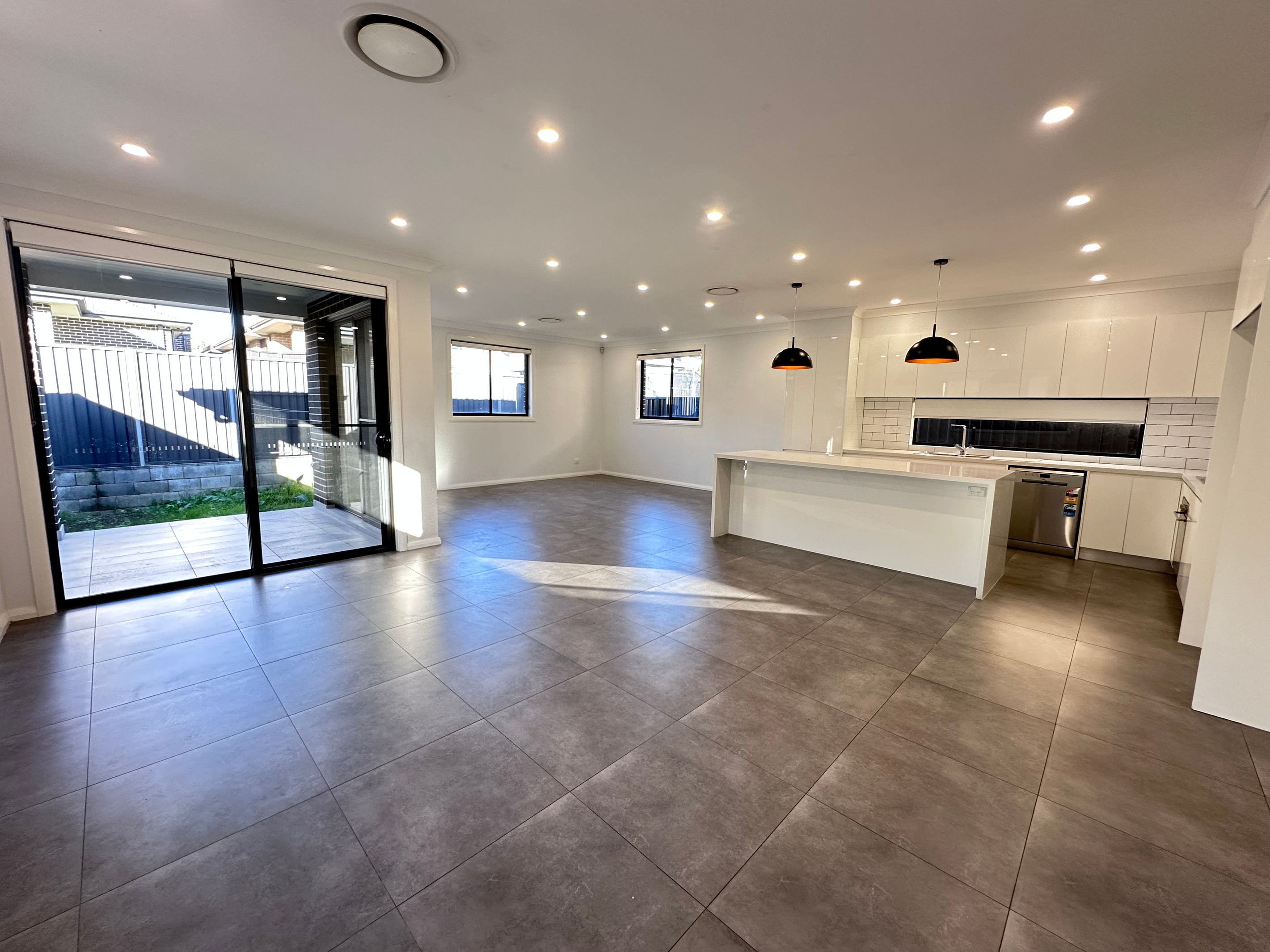 33 Bonnie Rock Road, Austral, NSW 2179