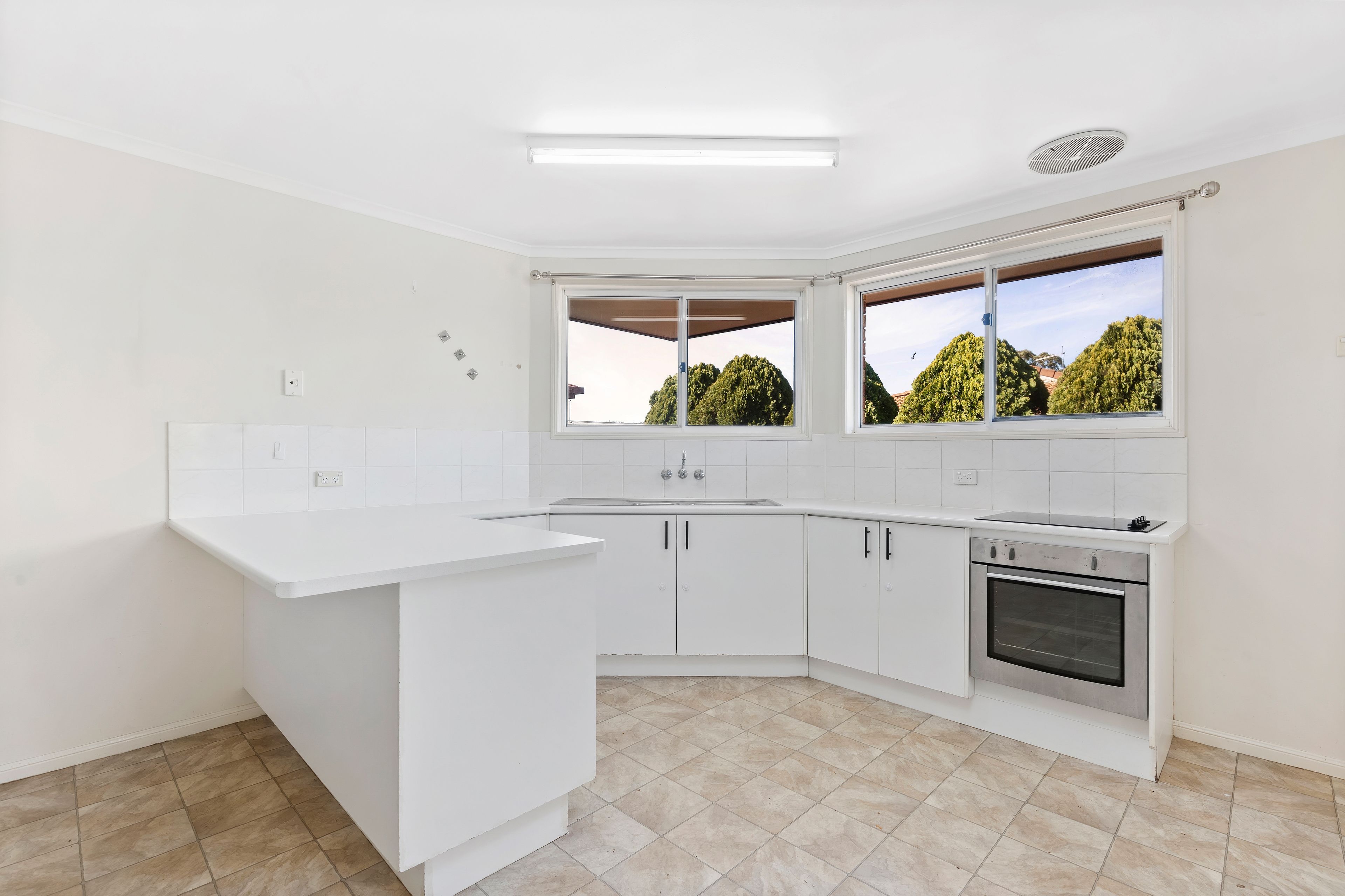 Unit 1/7 Gabrielle Street, Kearneys Spring, QLD 4350