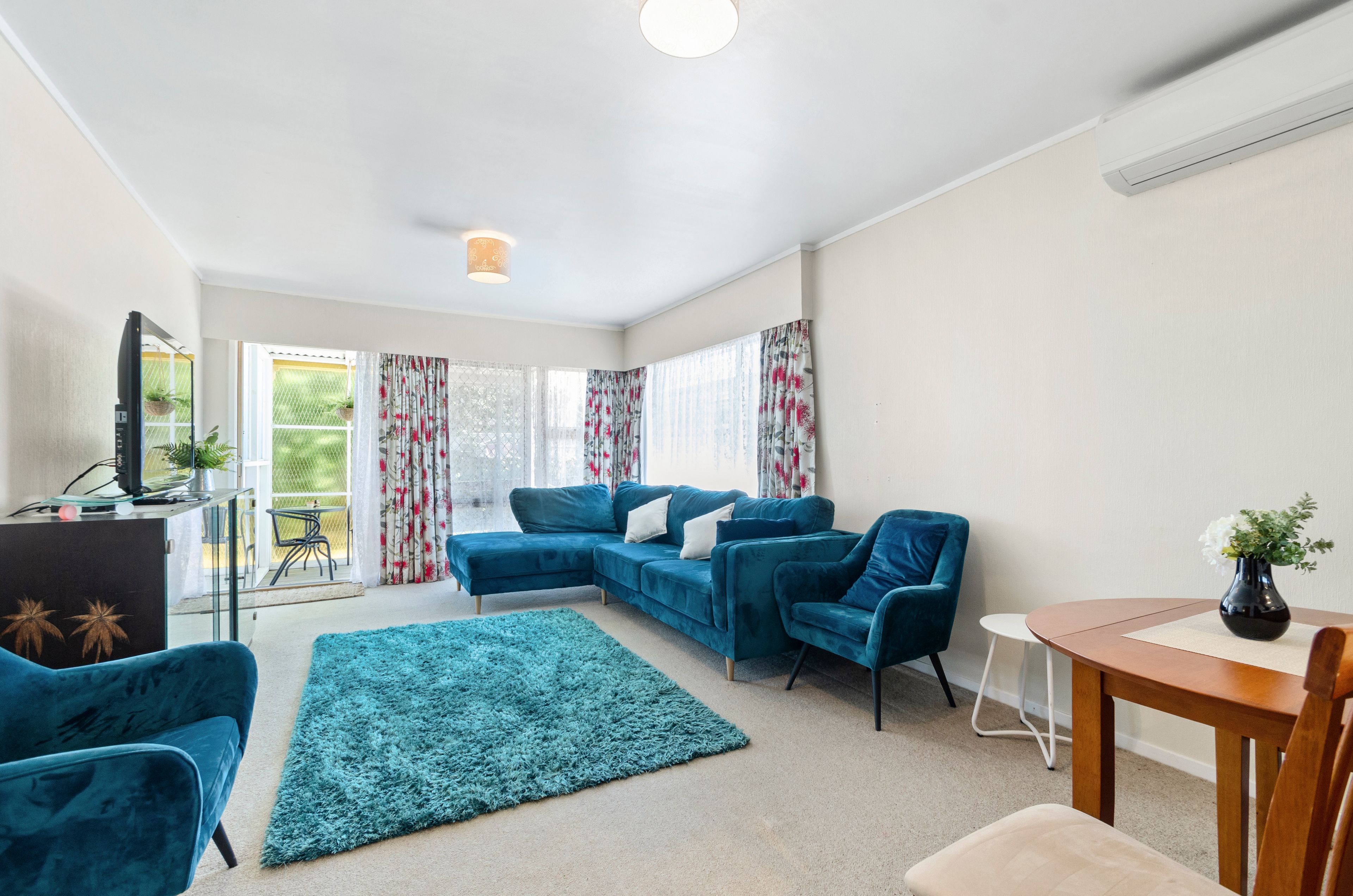 2/6 Russell Road, Manurewa, Manukau City