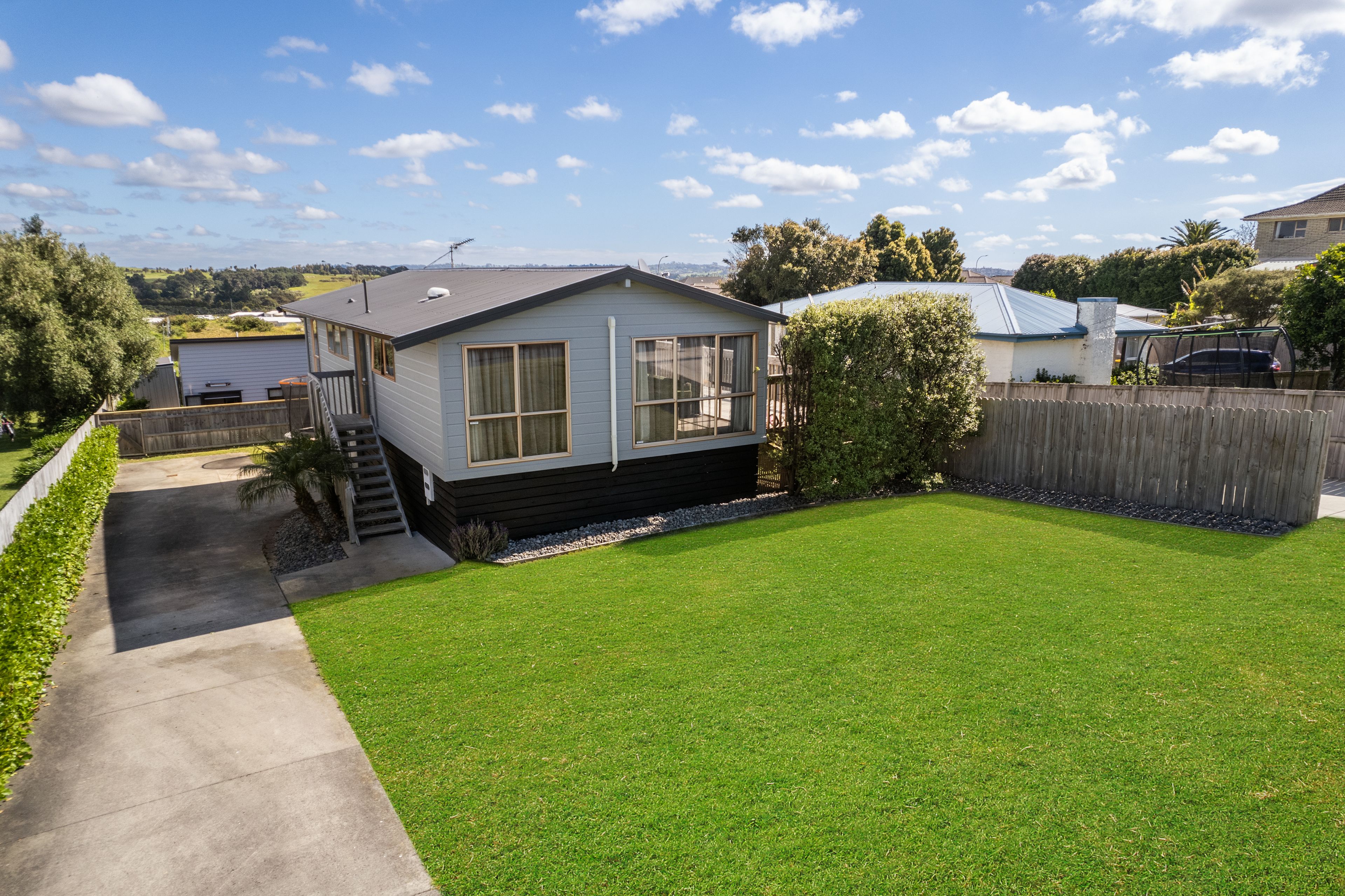 8 Karaka Road, Beachlands, Manukau City