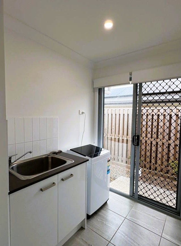 62 Macadamia Street — photo 14 of 15