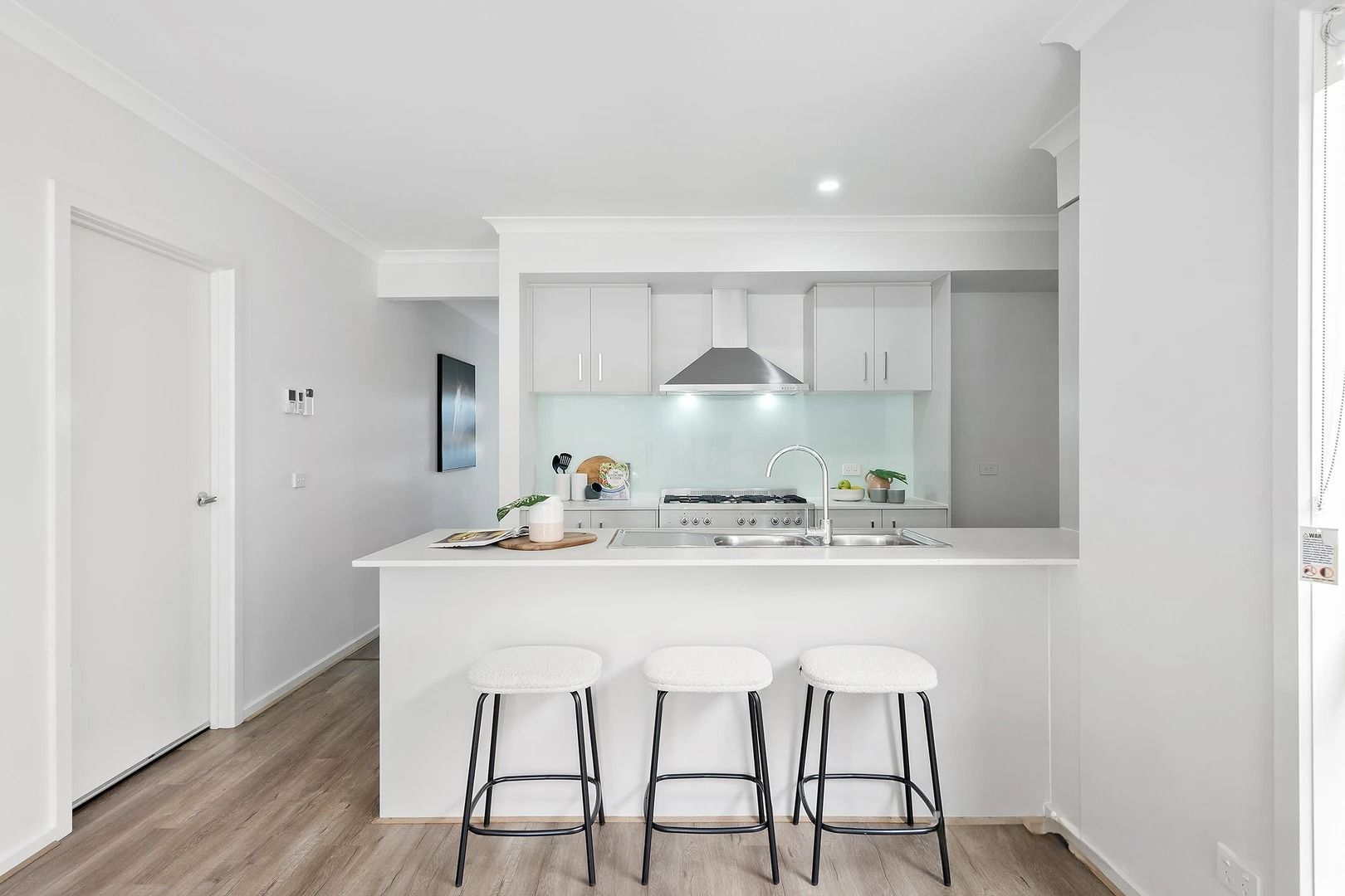21 Kesenay Road — photo 3 of 12