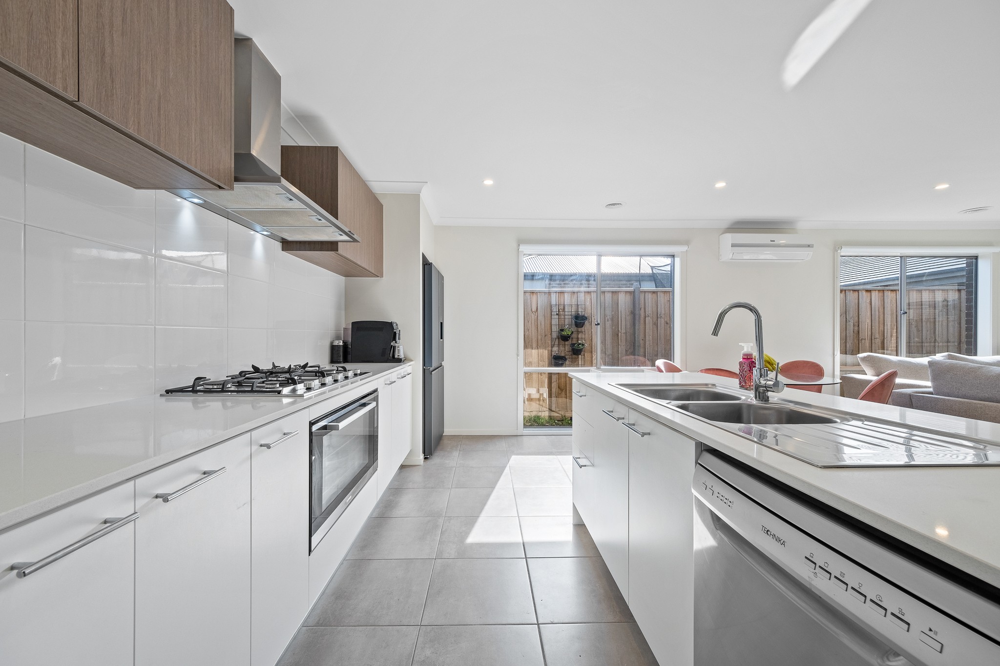 84 Athletic Circuit, Clyde, VIC 3978
