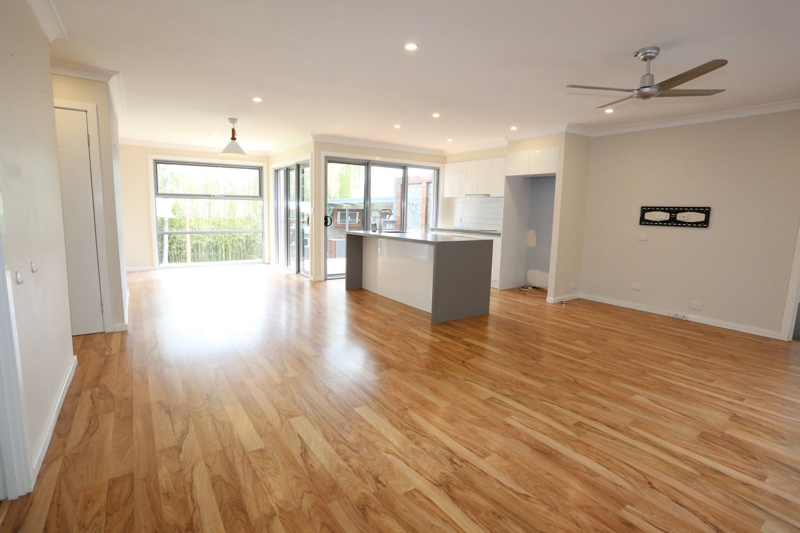 25 Carinda Drive, South Penrith, NSW 2750