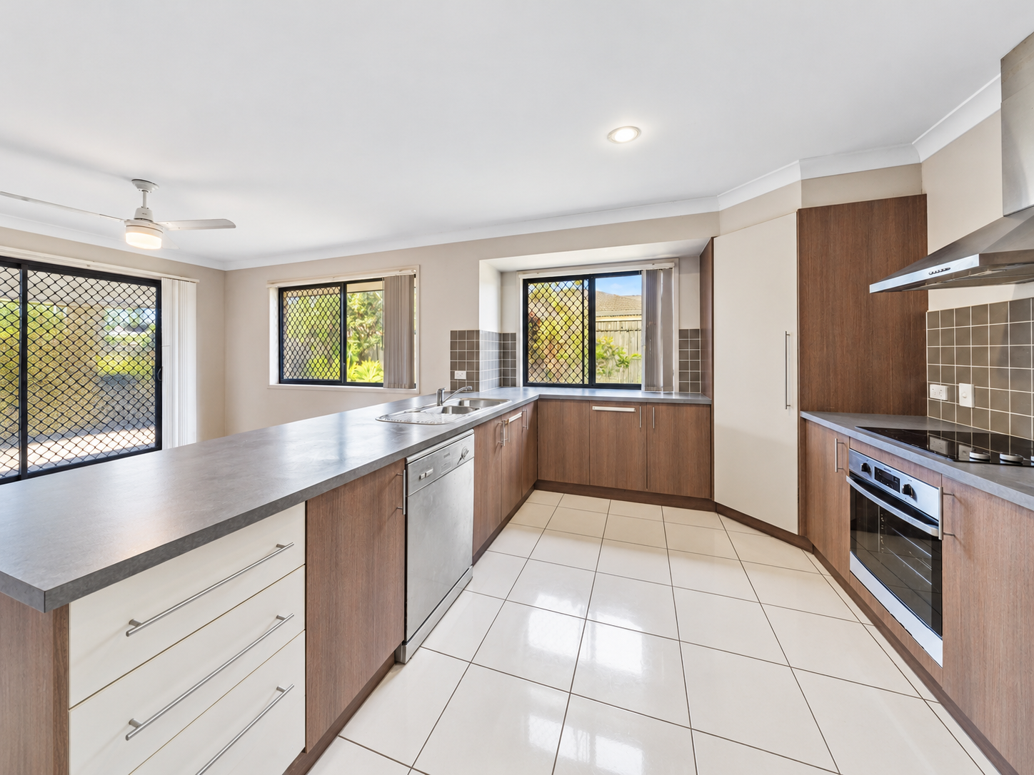 4 Clearview Court — photo 5 of 20