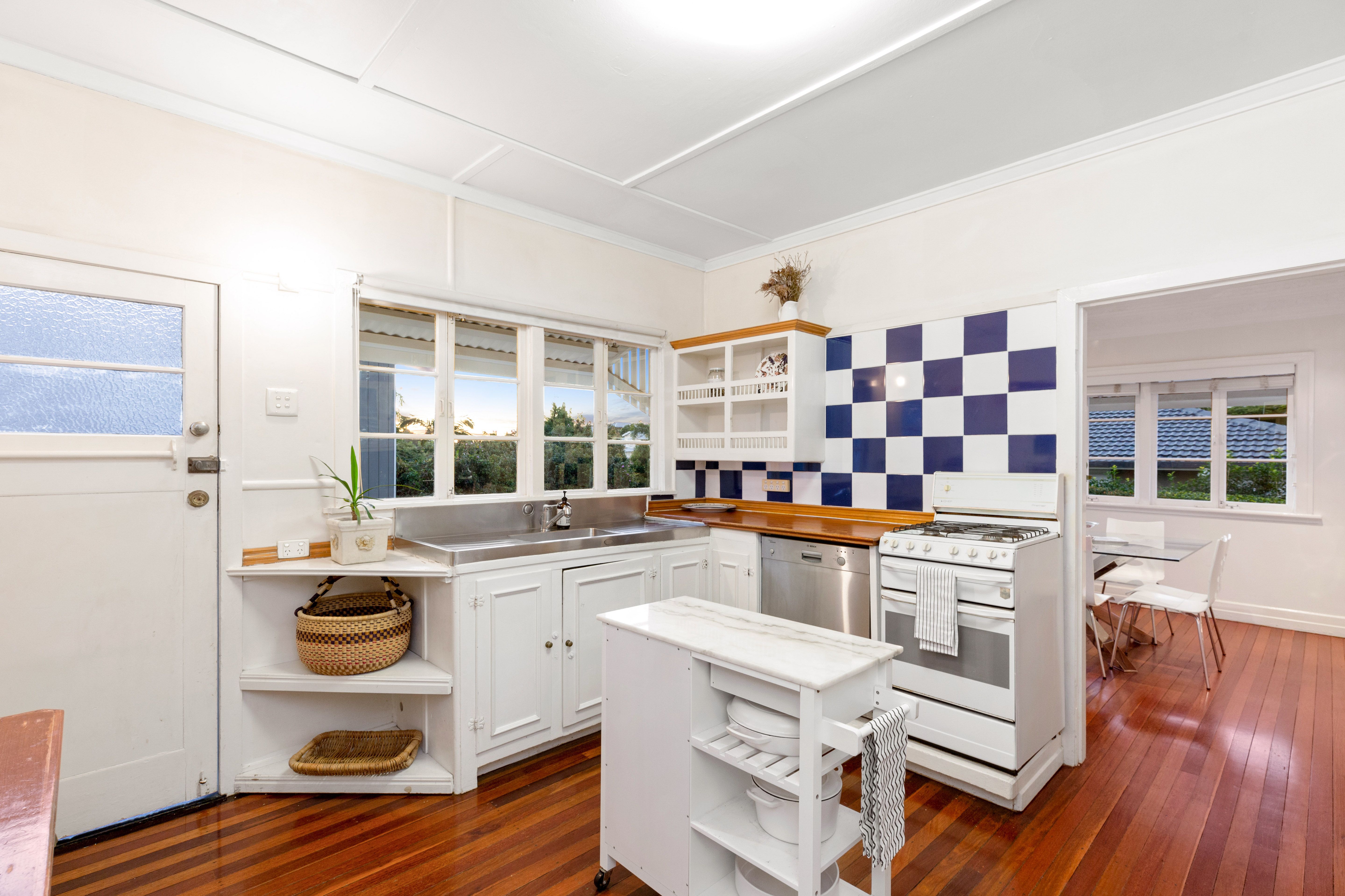18 Lynell Street — photo 12 of 22