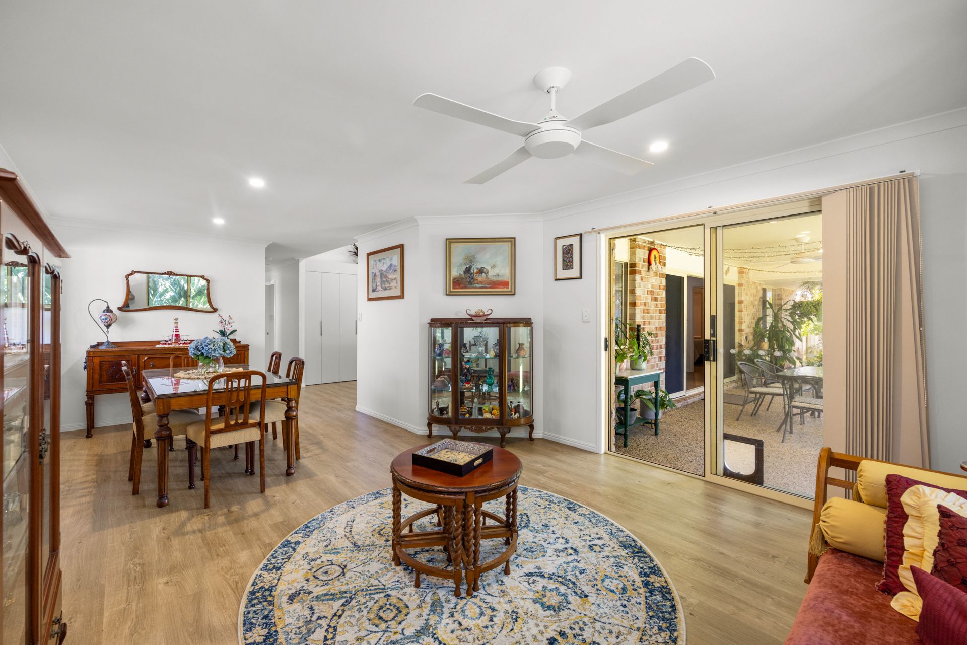 12 Redwood Court — photo 6 of 17
