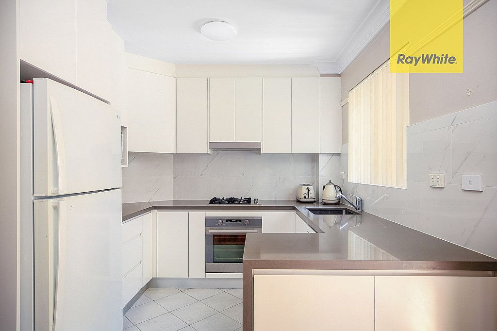 2/25 Stewart Street, Parramatta, NSW 2150