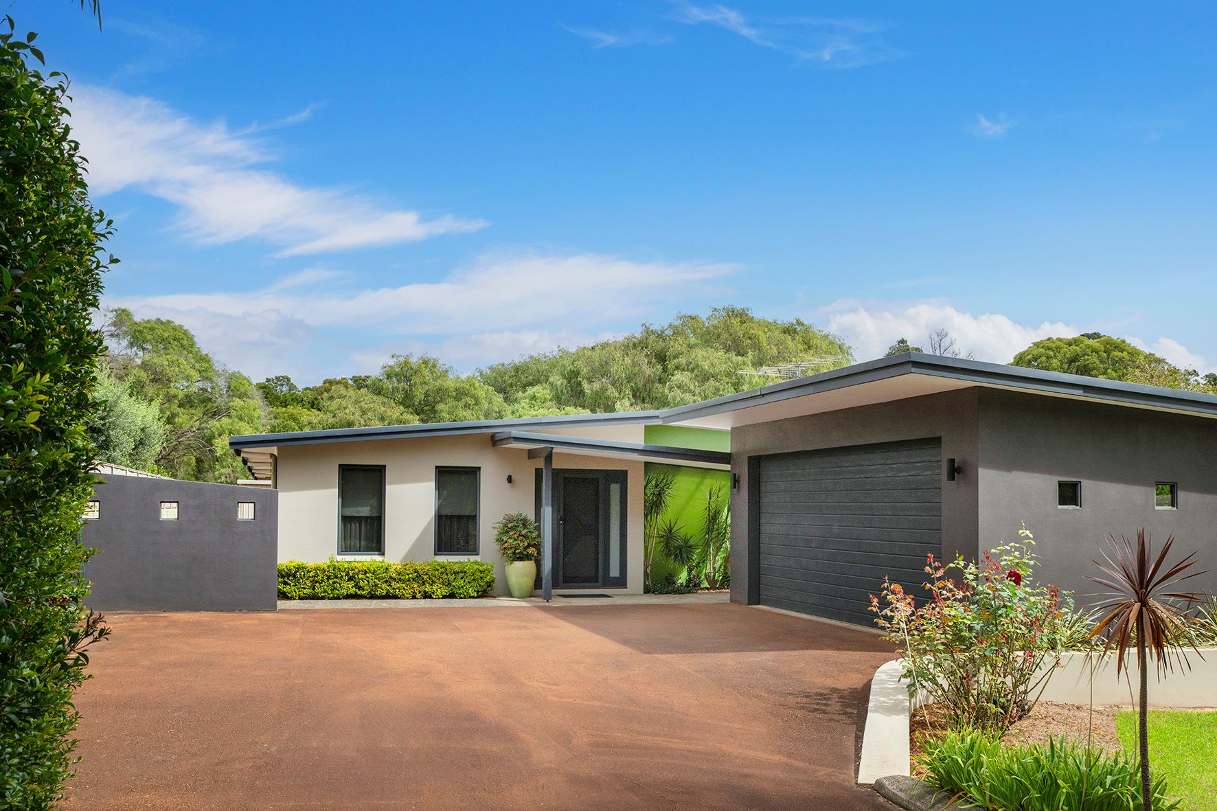 11 Stewart Street, Margaret River, WA 6285