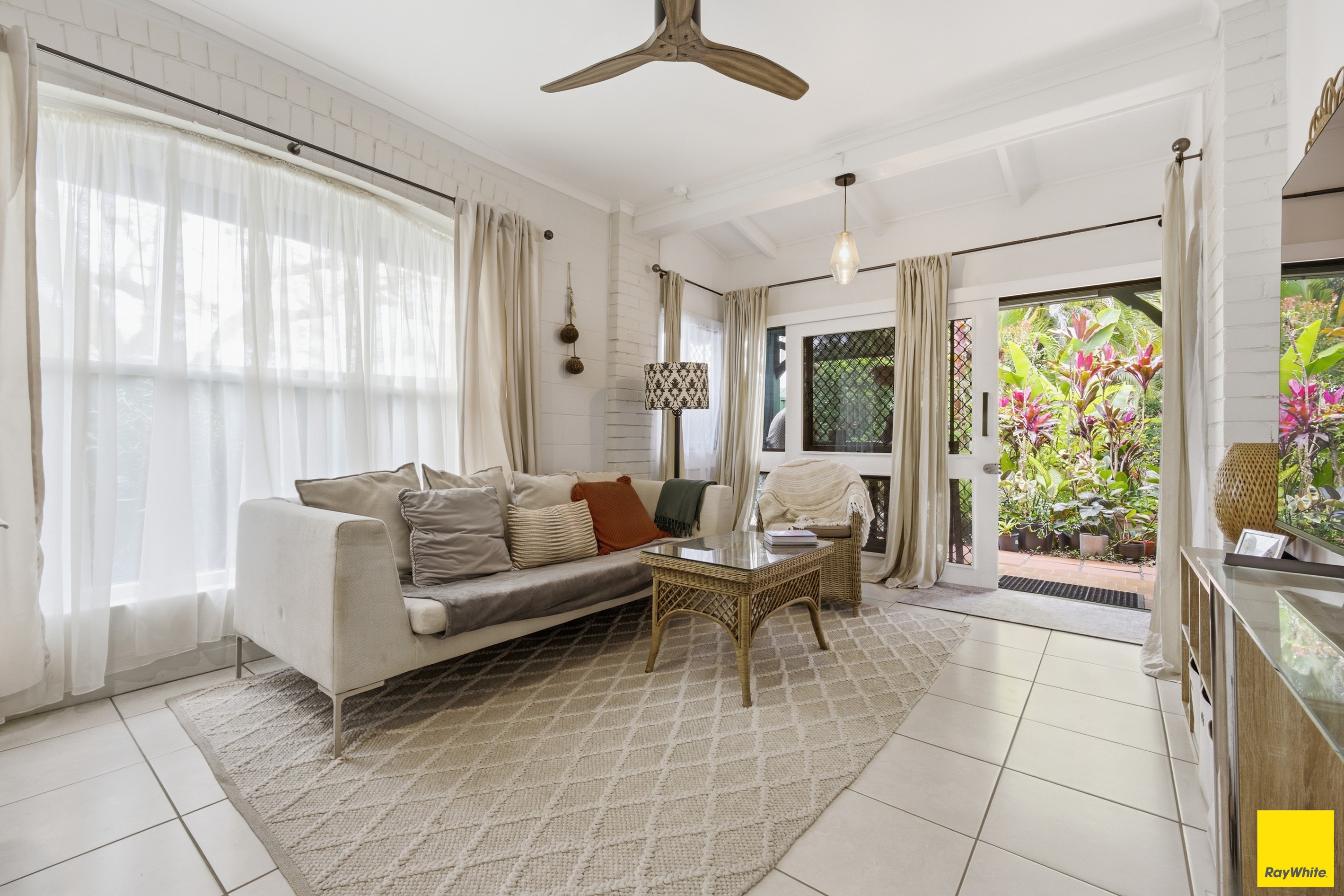 12/51-59 Heavey Crescent, Whitfield, QLD 4870