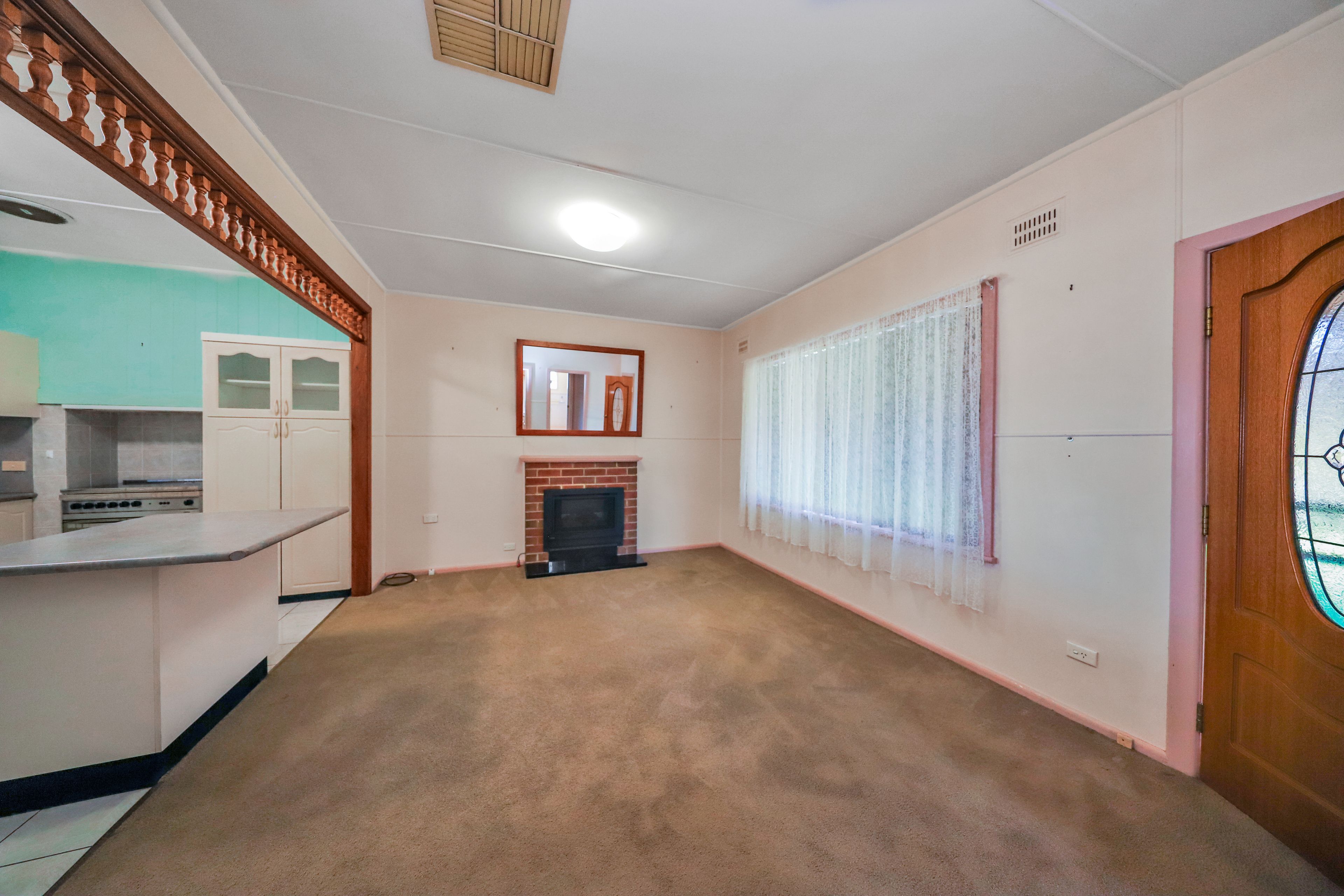 8 Pine Street, Tumut, NSW 2720