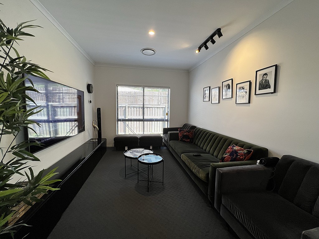 9 Fryar Court, Landsborough, QLD 4550