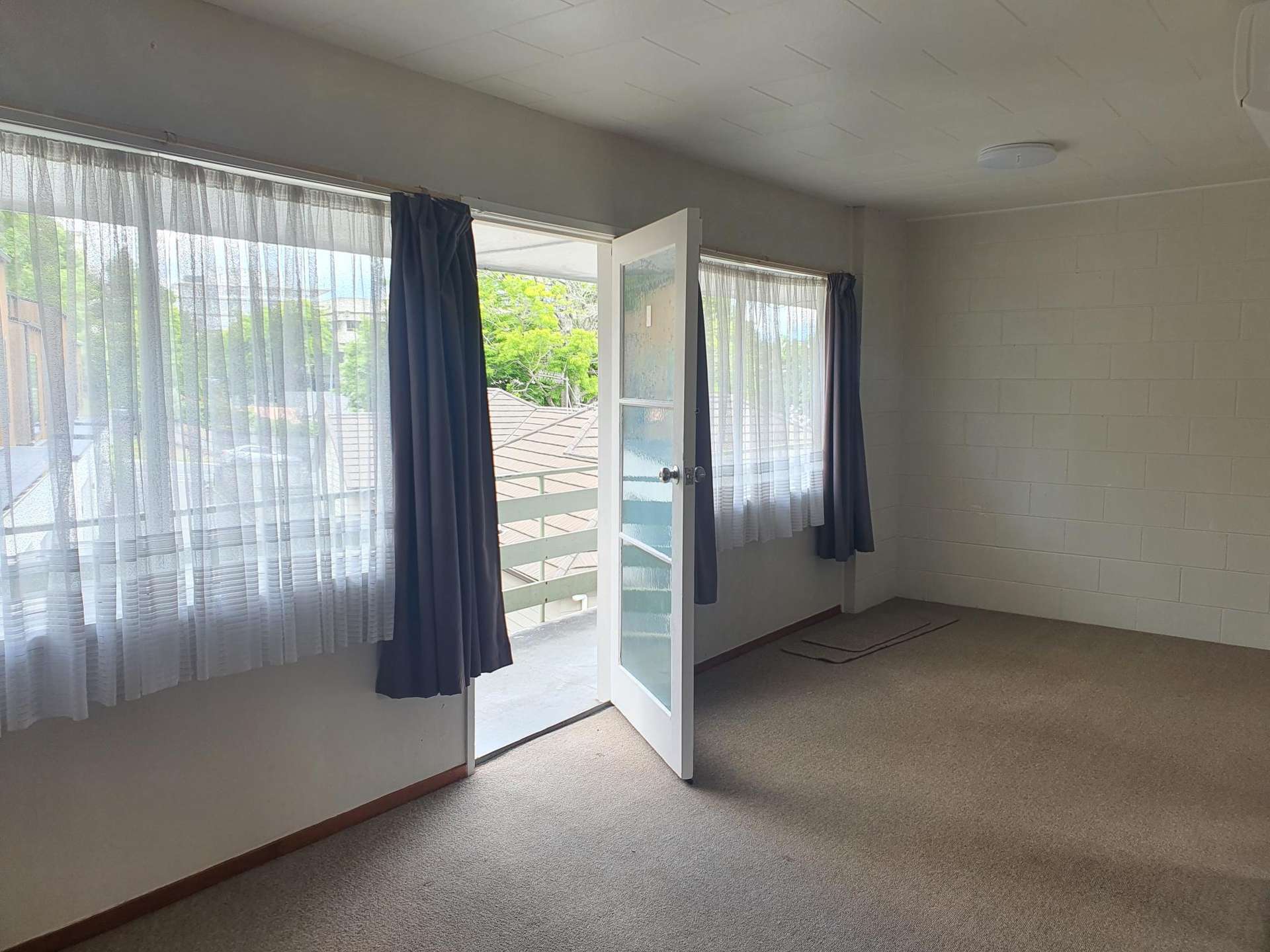 8/2 Hill Street, Hamilton, Hamilton City Real Estate Ray White New