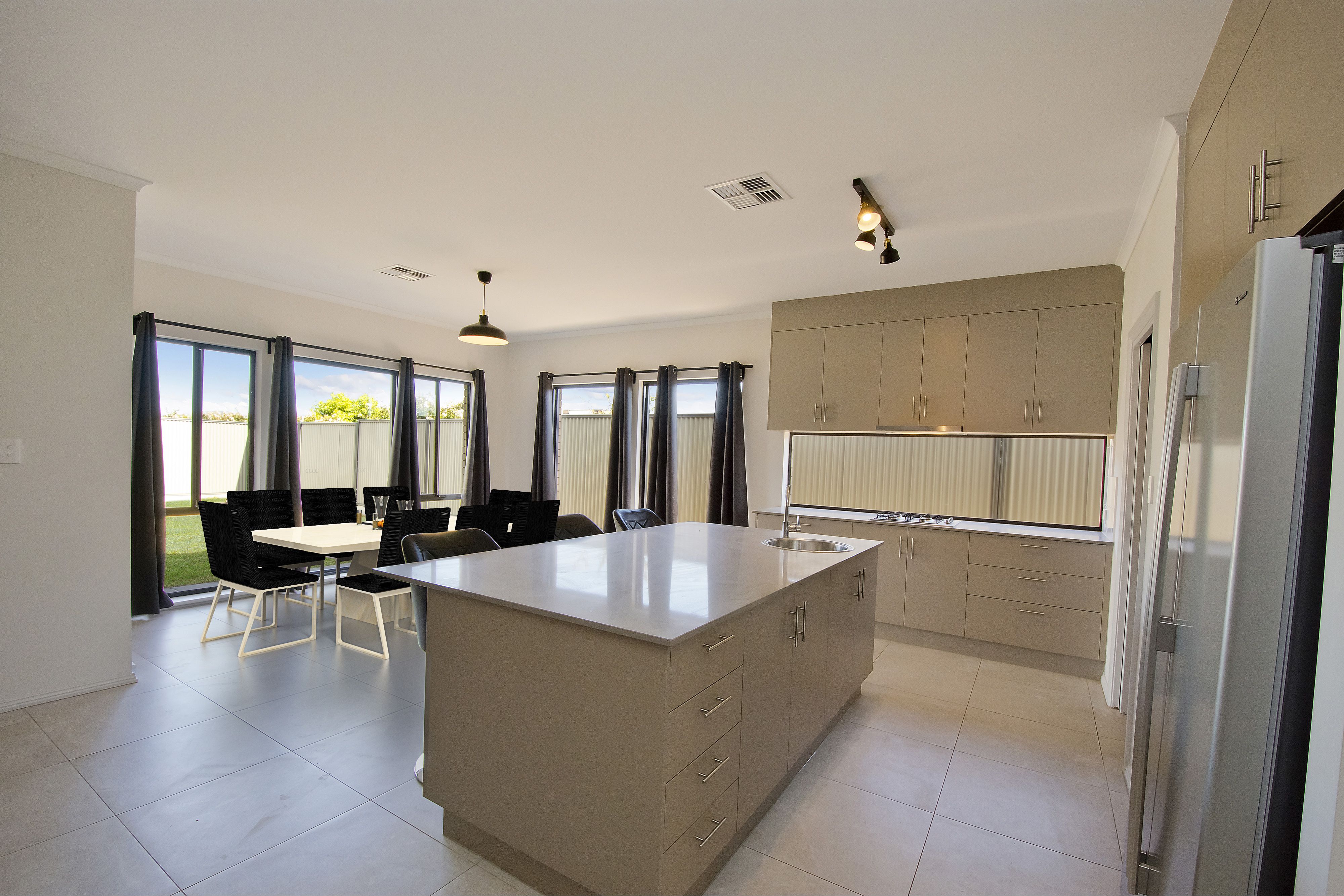 24 Burke Circuit, EYRE, SA 5121