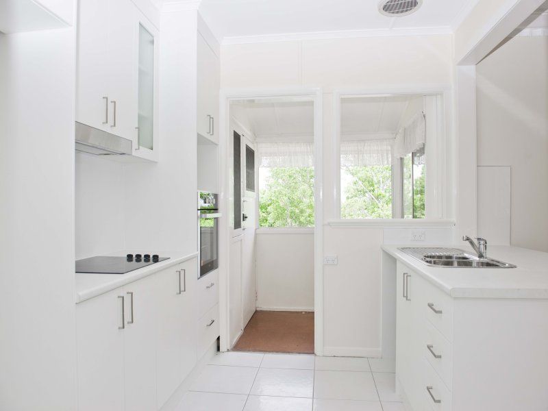 63 Hamilton Road, Moorooka, QLD 4105