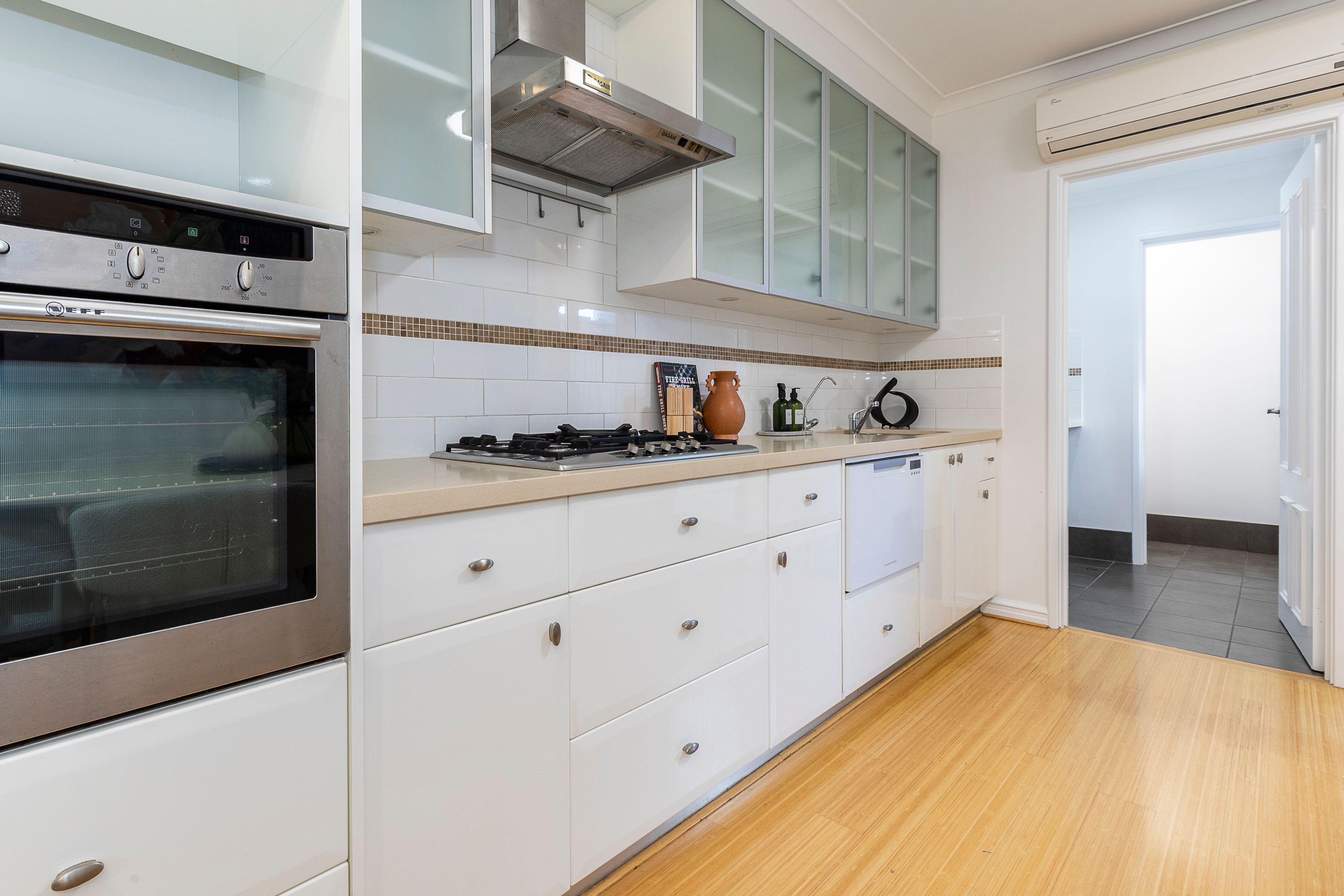 91 Glendower Street — photo 8 of 30