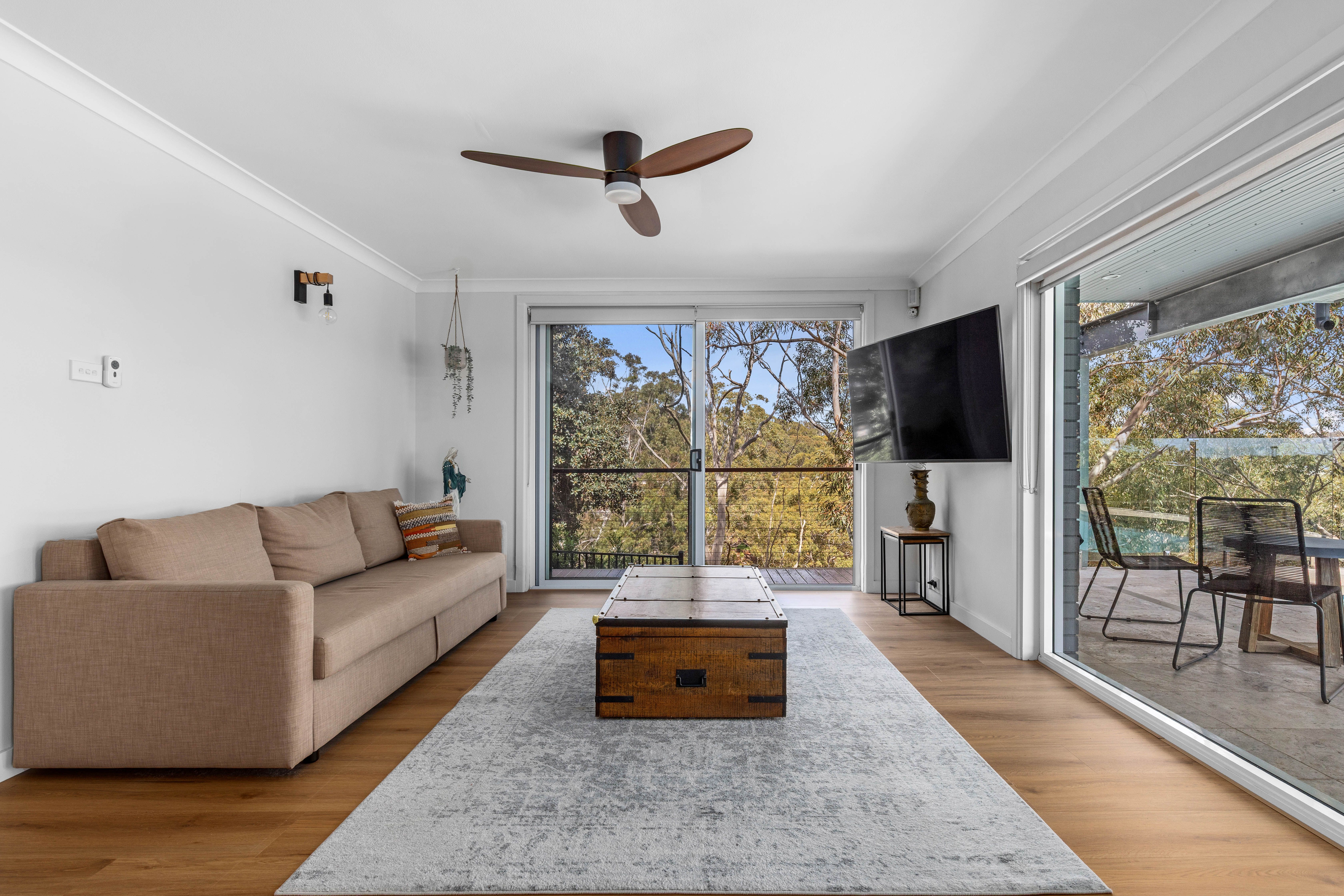 5 Wren Place, Lugarno, NSW 2210