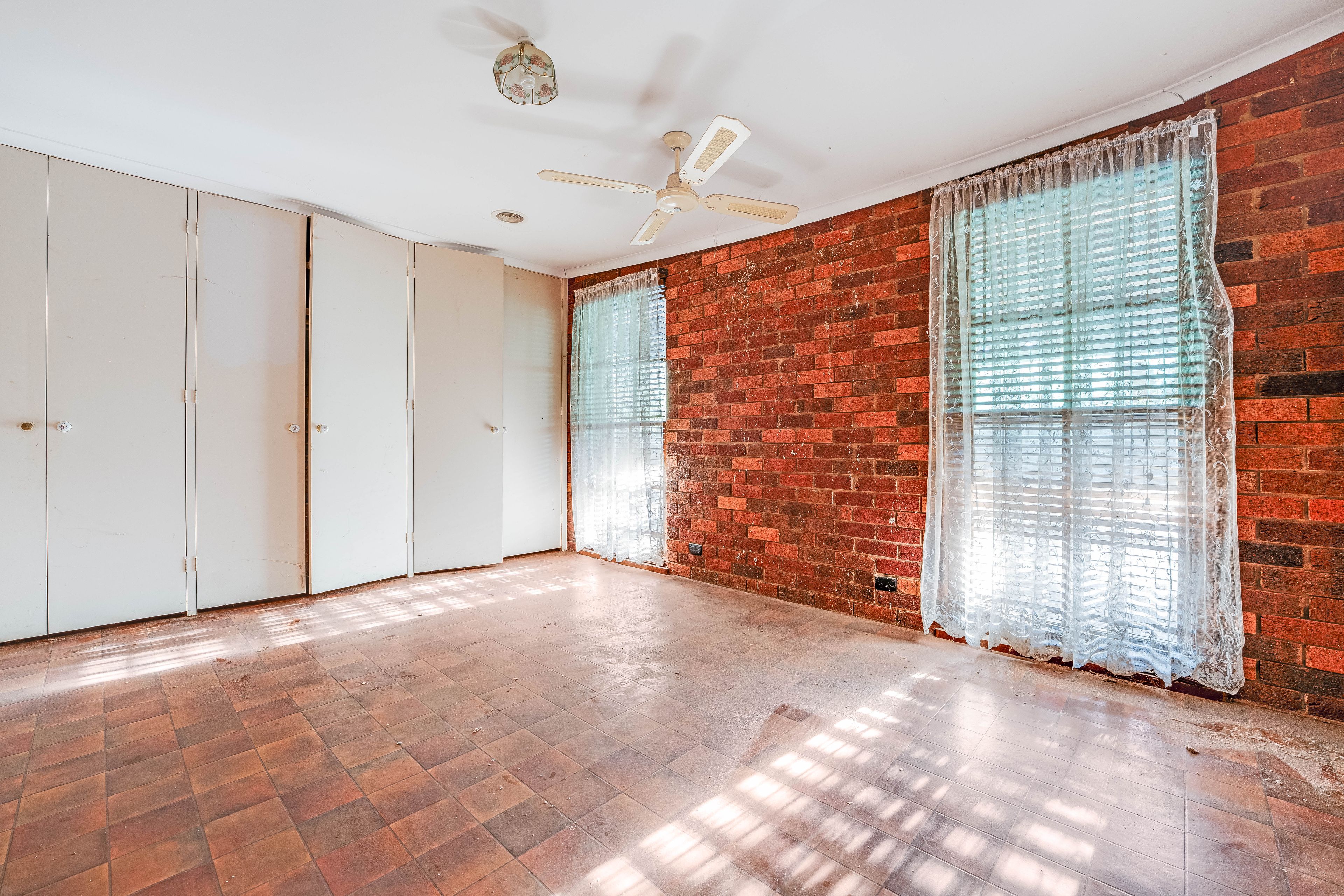 16 Victoria Street — photo 13 of 26