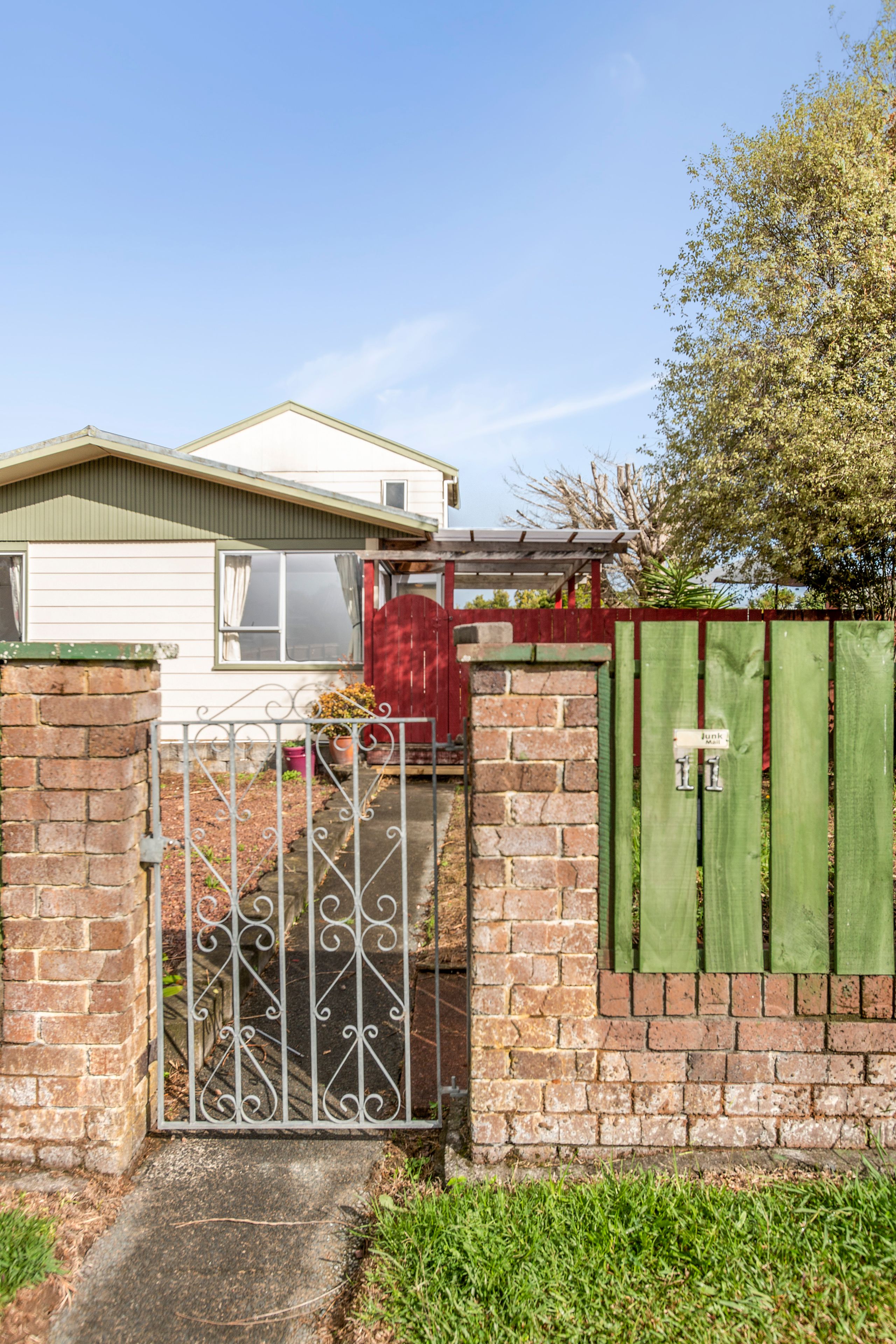 11 Pankhurst Place, Sunnyvale, Waitakere City