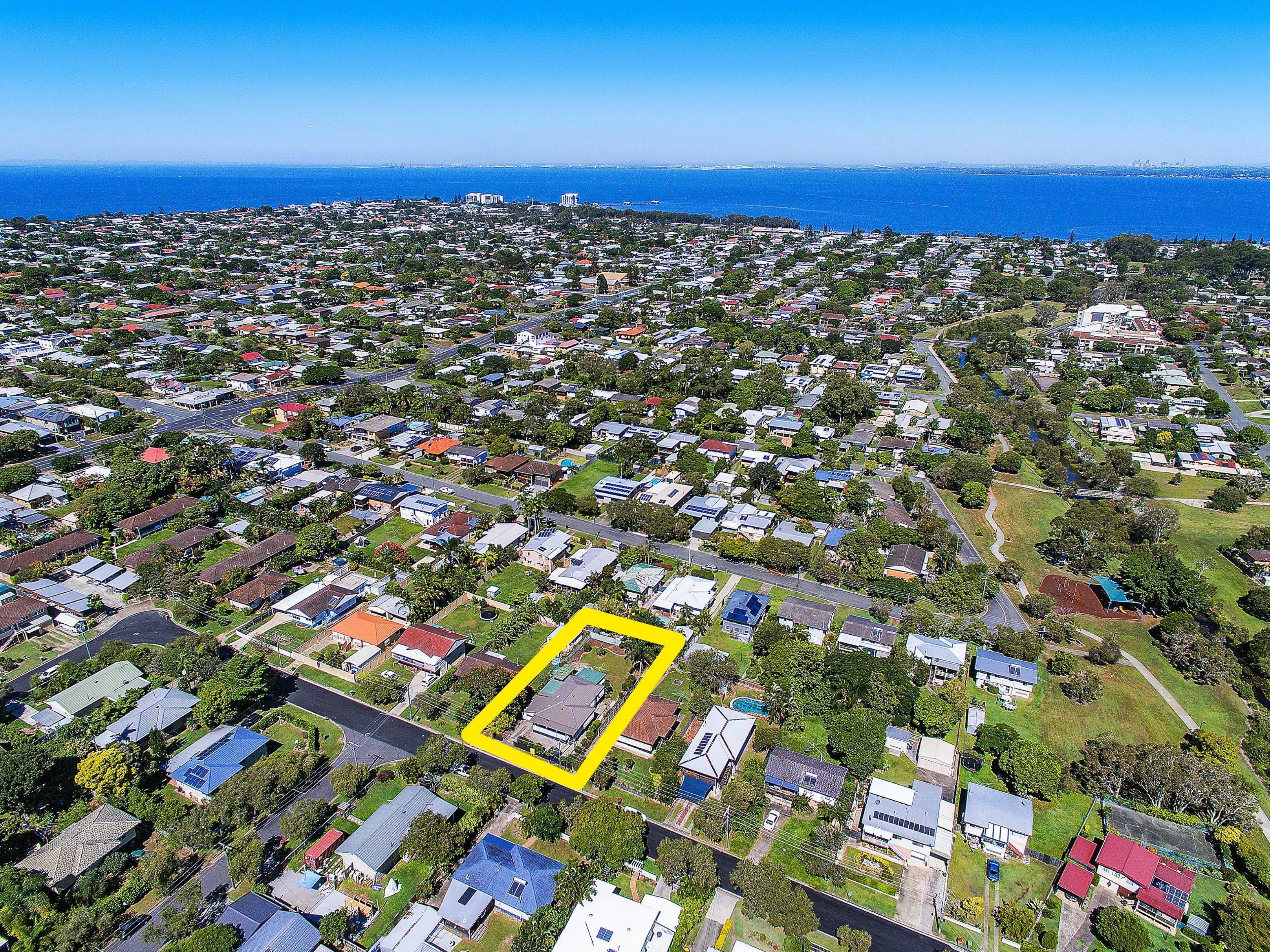 32 Pownall Crescent, Margate, QLD 4019