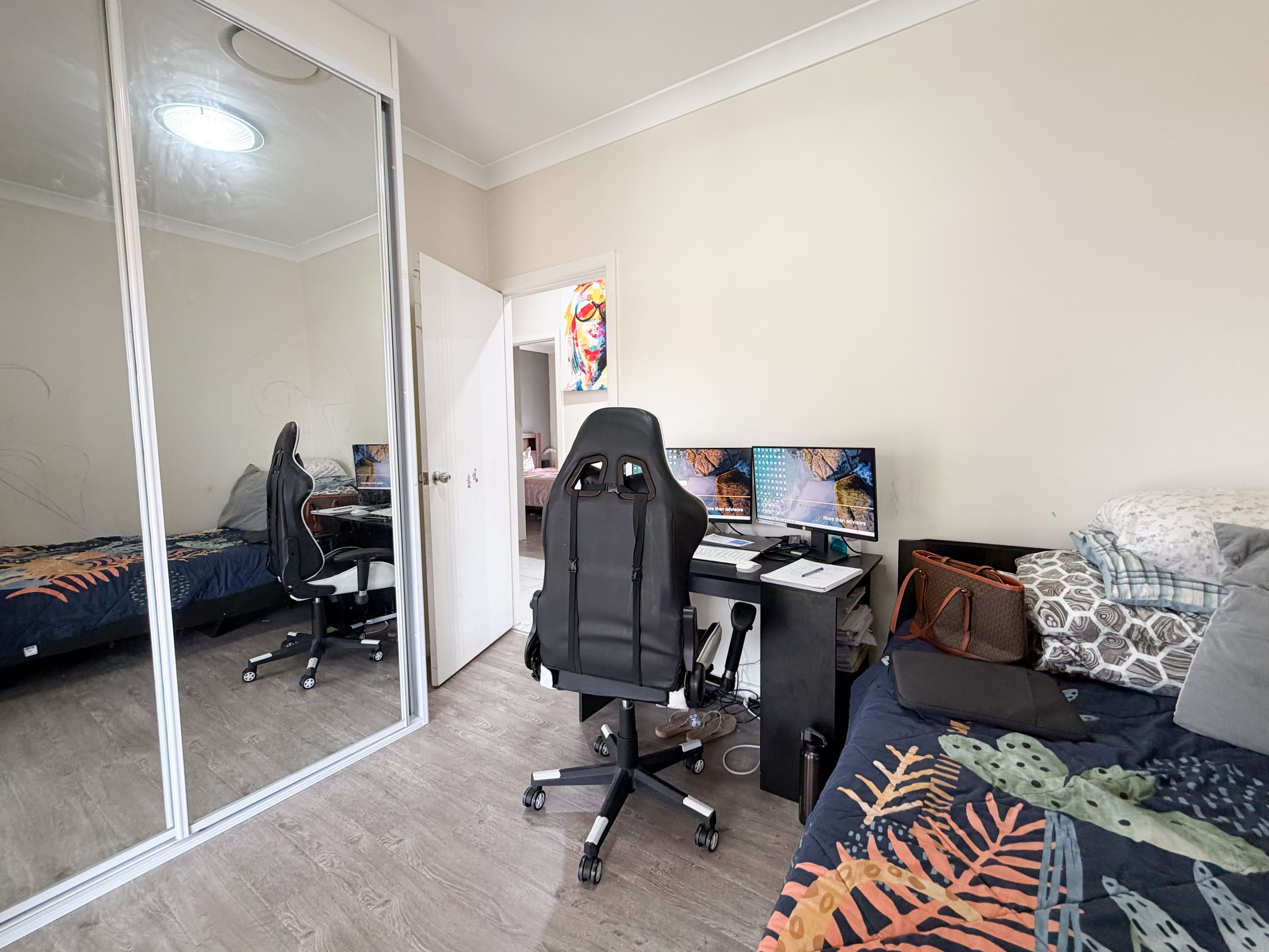 8 Dan Crescent, Colyton, NSW