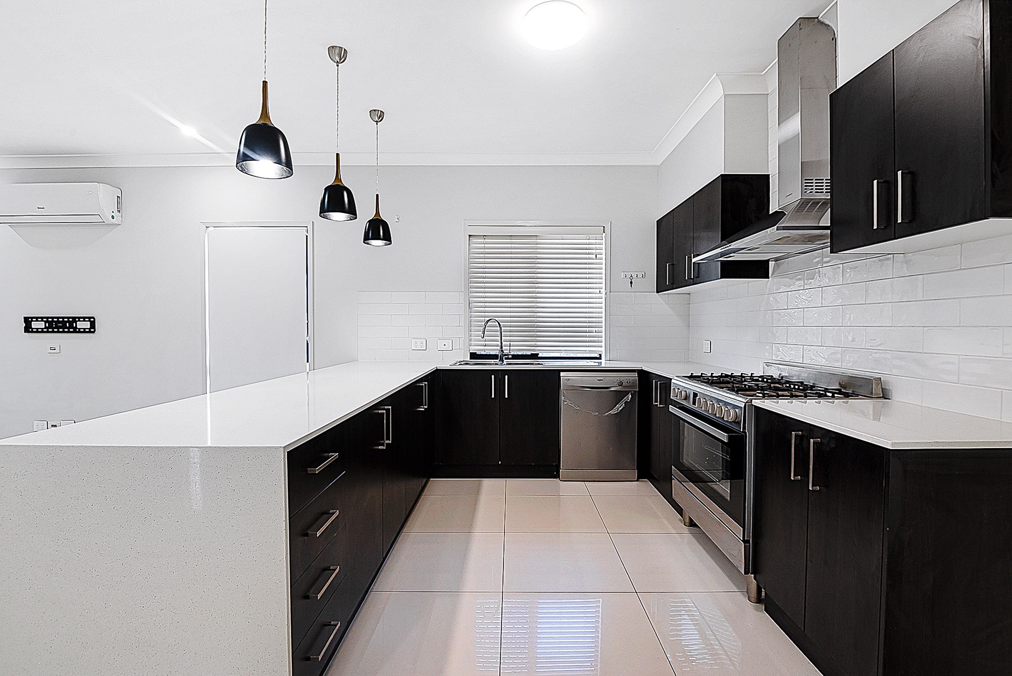 328 Waller Road, Park Ridge, QLD 4125