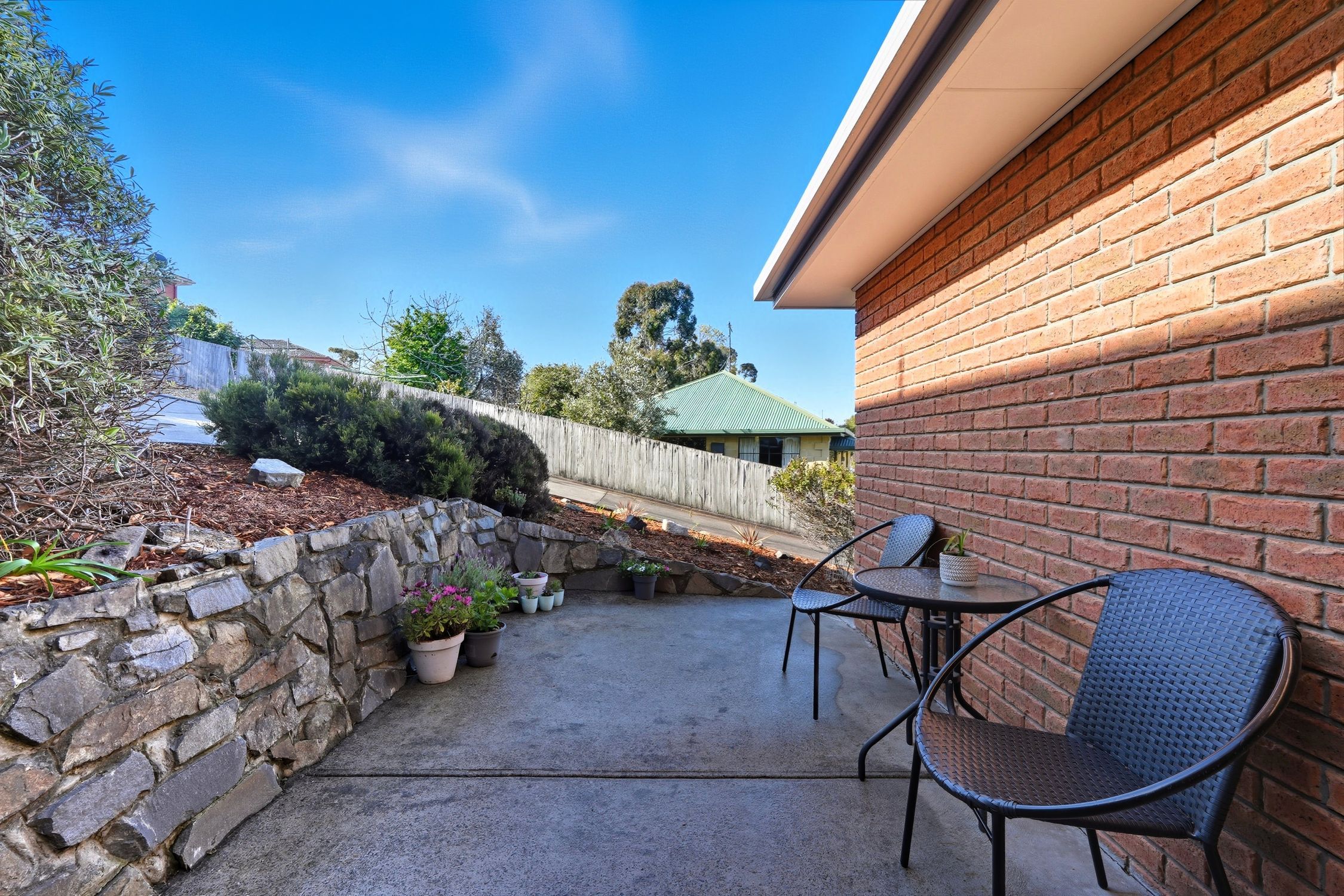 2/6 Yaizu Court, Lenah Valley, TAS 7008