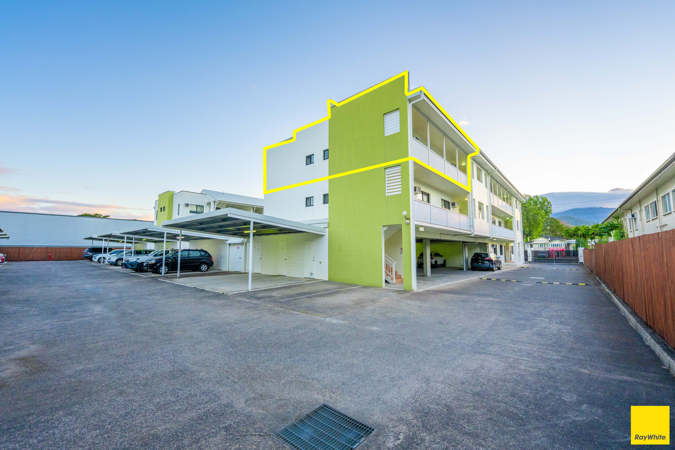 10/44-50 Pease Street, Manoora, QLD 4870
