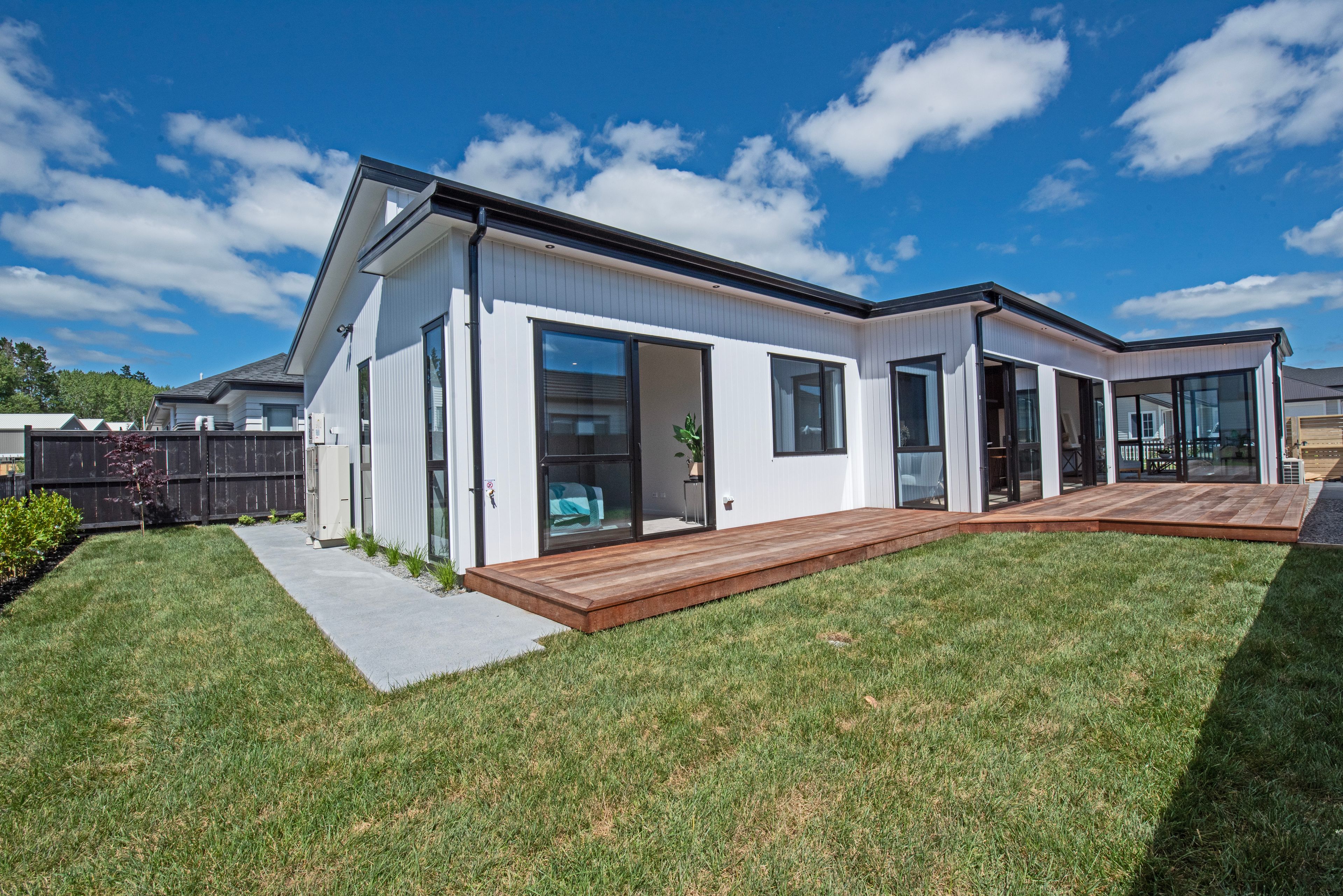 5 Smithson Street, Milldale, Rodney