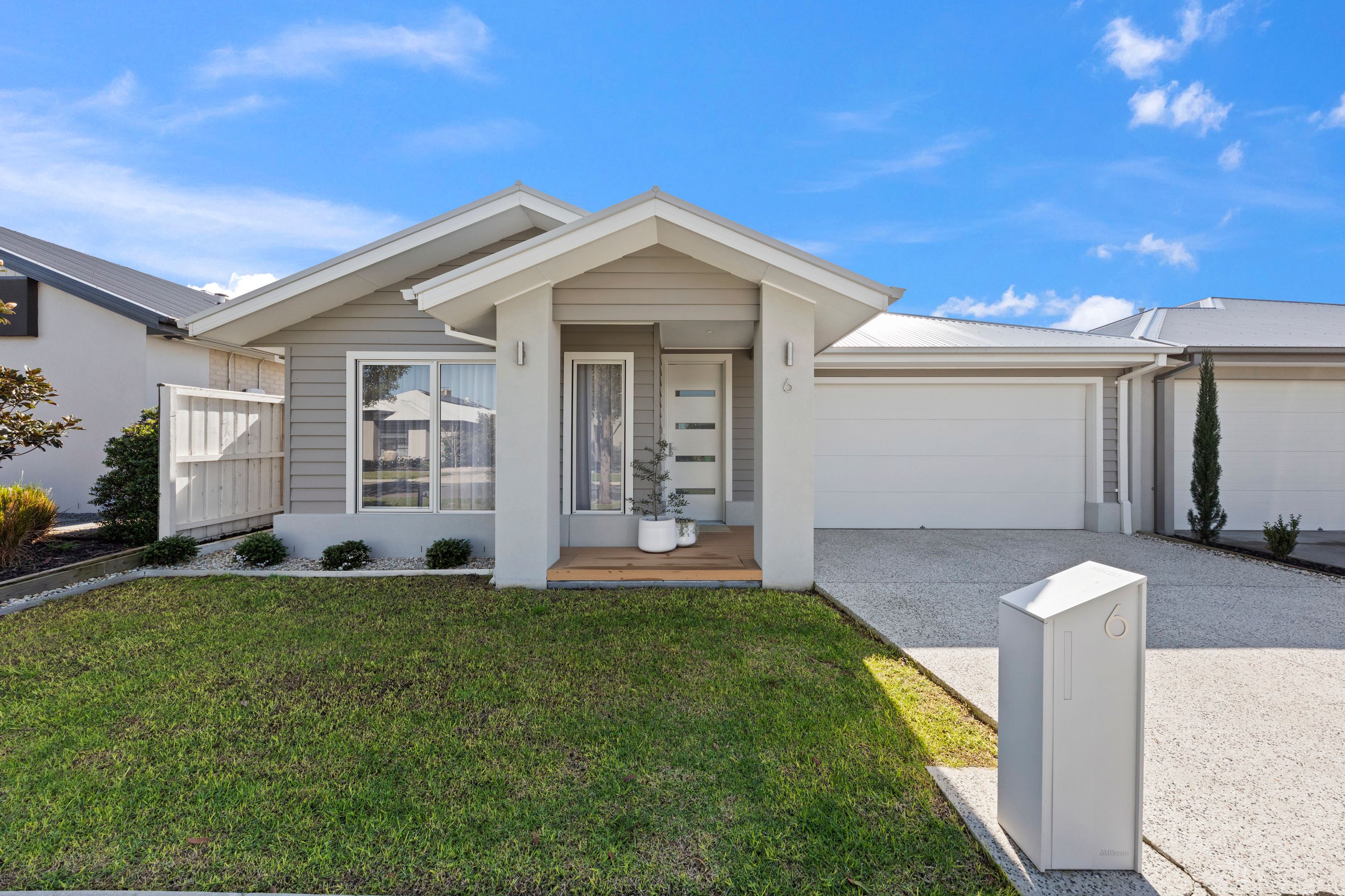 6 Atherton Avenue — photo from Ray White Pakenham