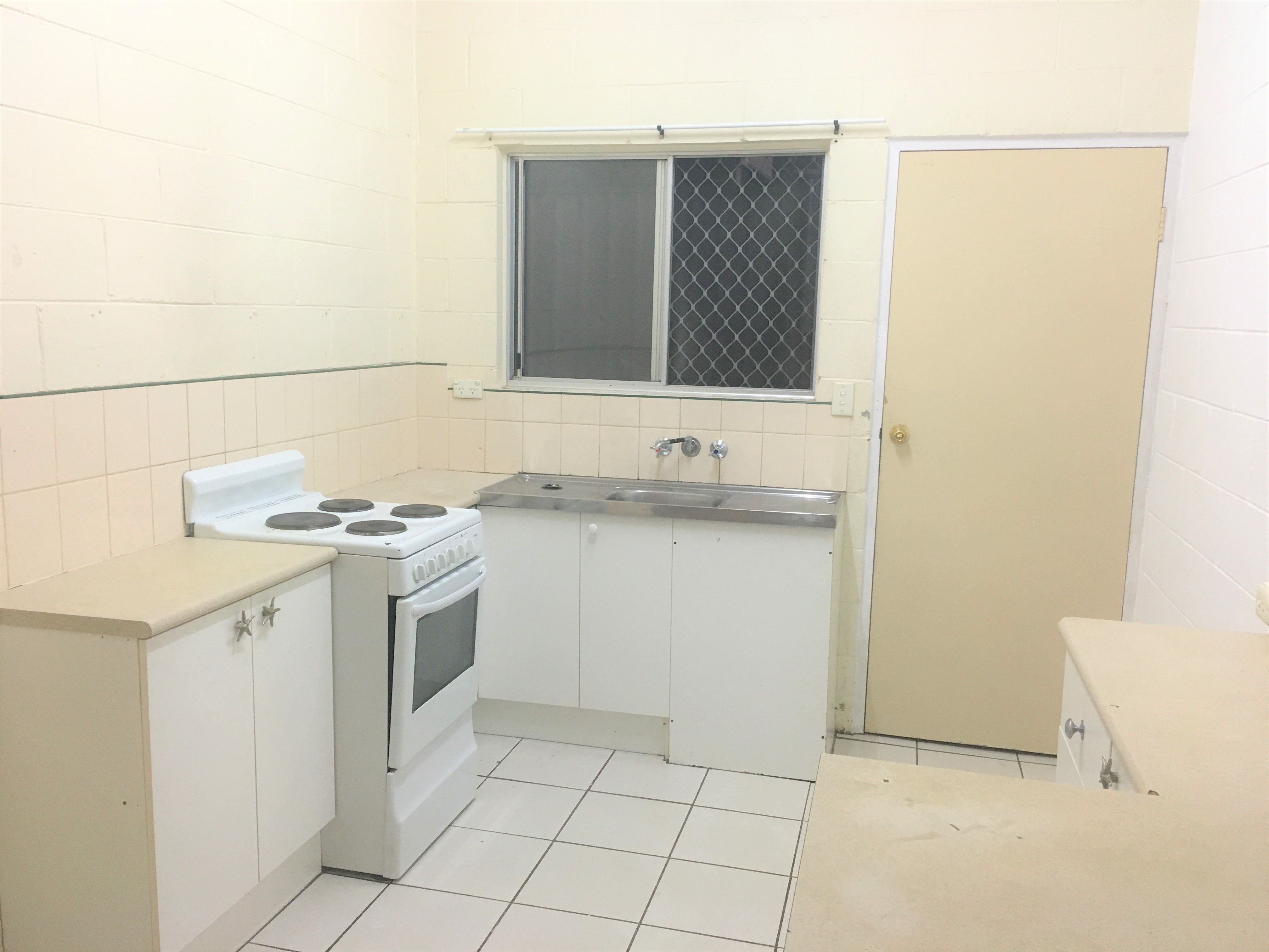 3/12 Defiance Road, Logan Central, QLD 4114