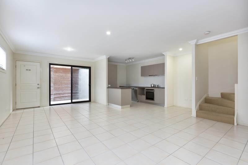 2/38 Dunsmore Street, Kelvin Grove, QLD 4059