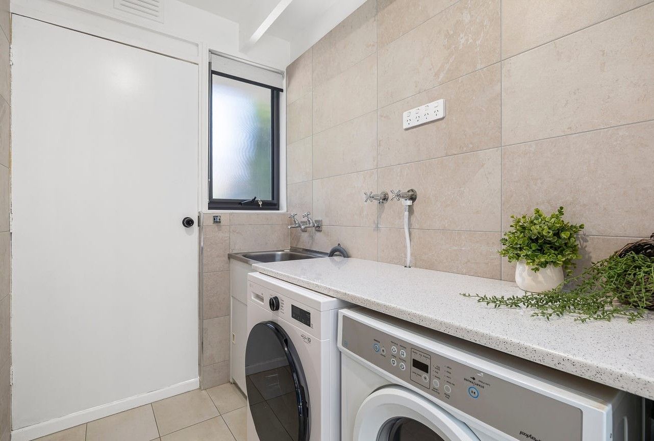90 Beech Street — photo 11 of 14