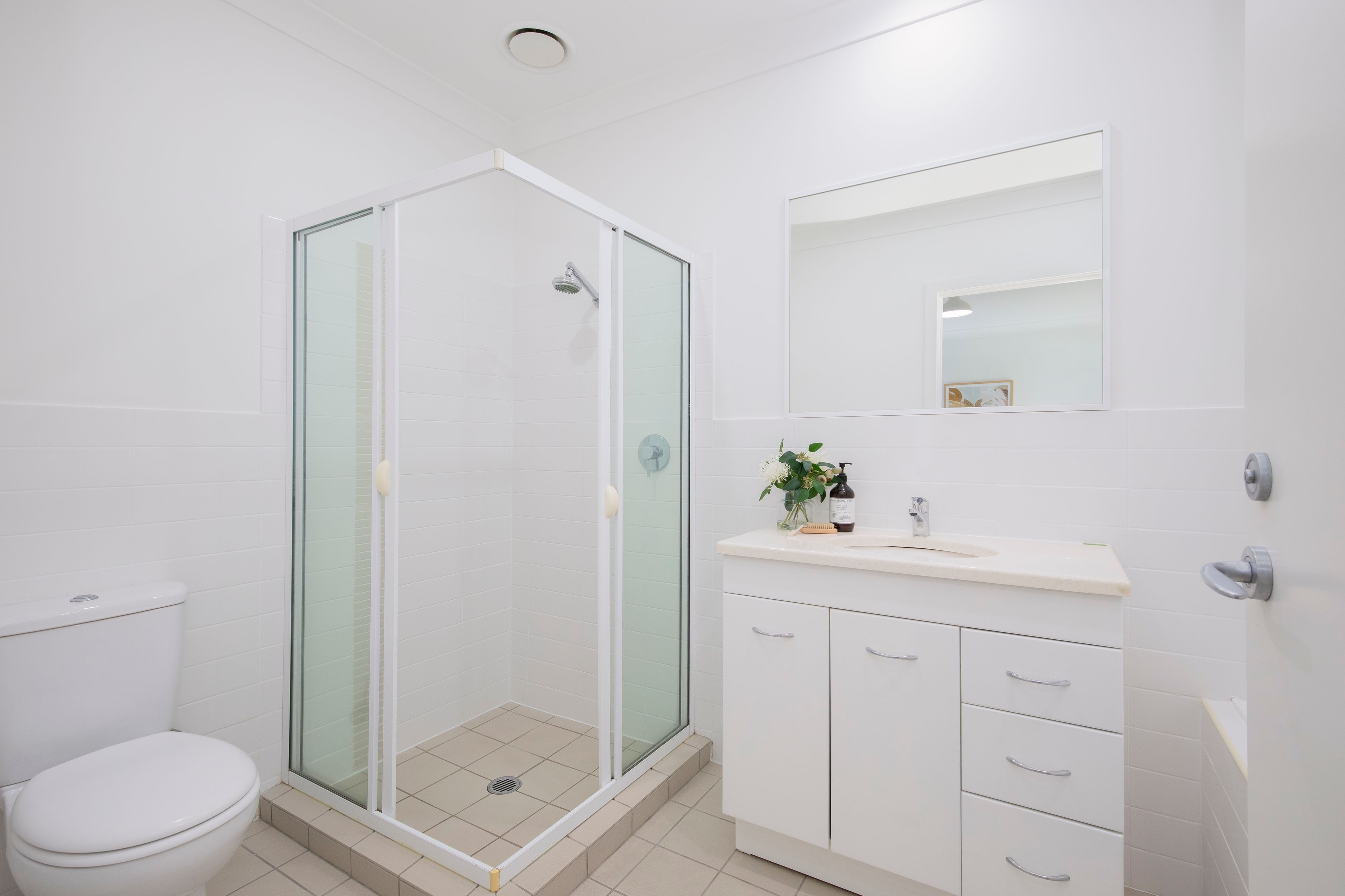 44/233 Hannell Street — photo 7 of 23