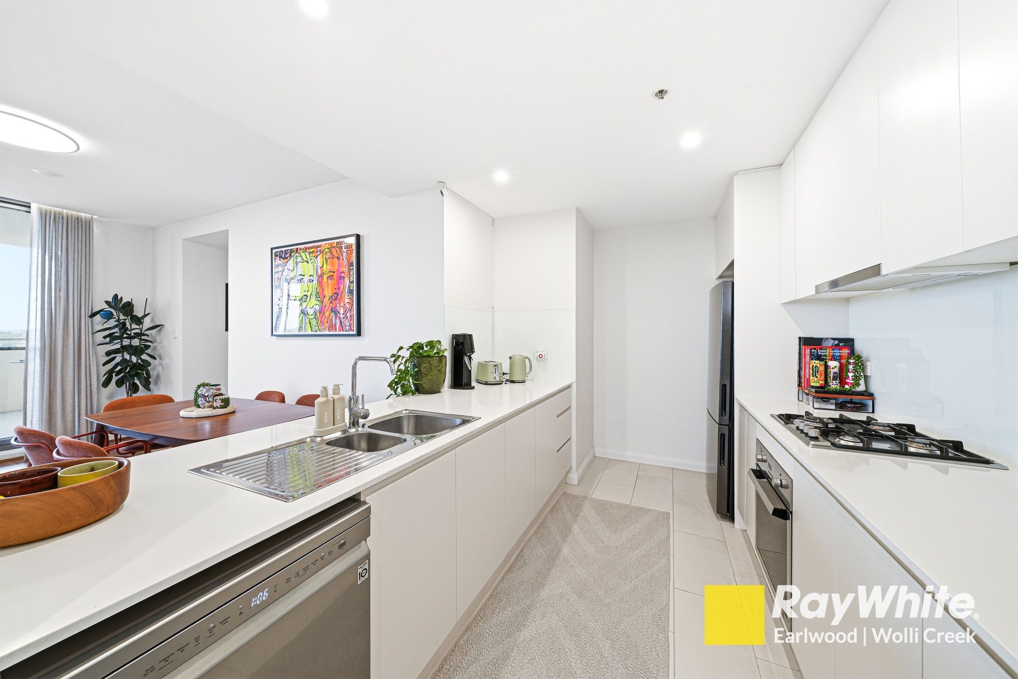 1101/36-42 Levey Street — photo 7 of 14