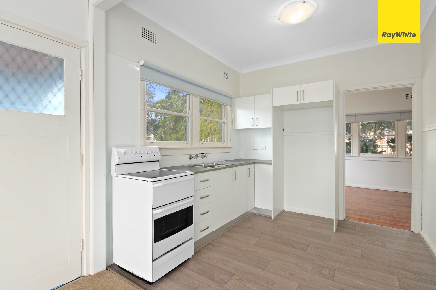 33 Cutler Avenue, St Marys, NSW 2760