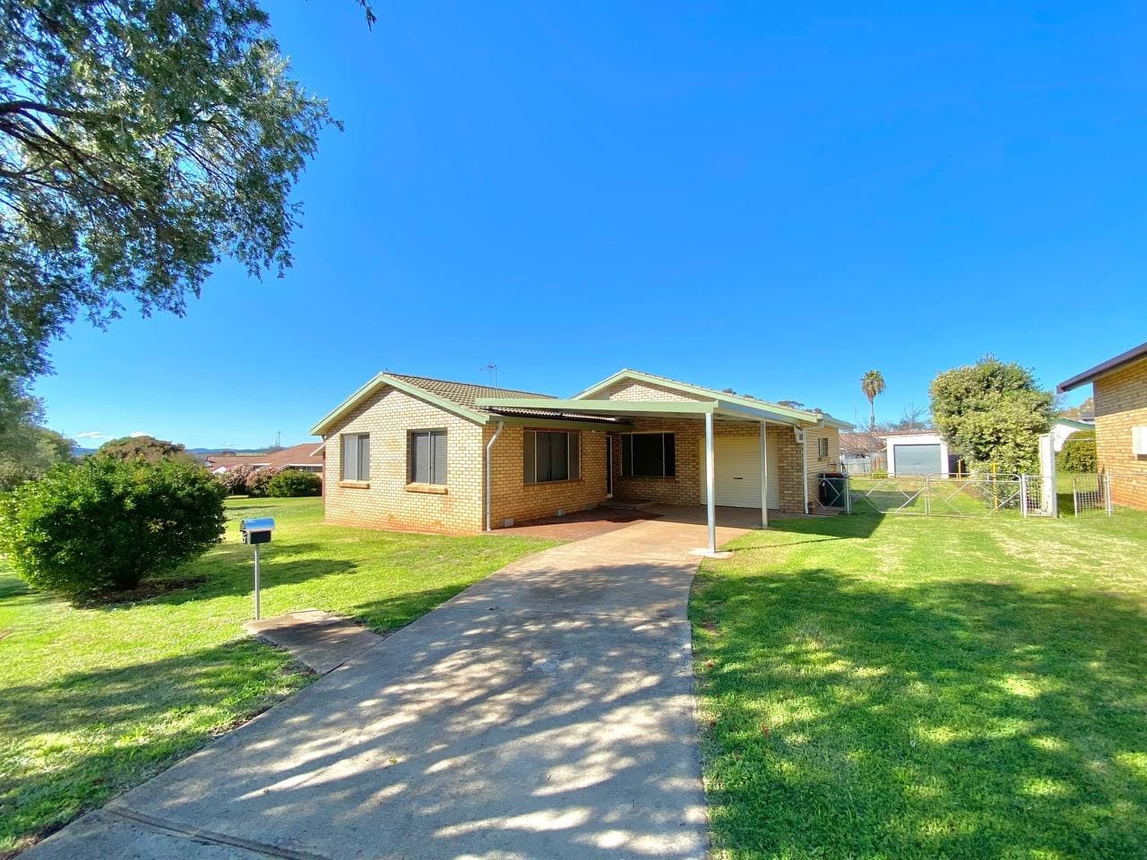 5 Bowditch Crescent, Parkes, NSW 2870