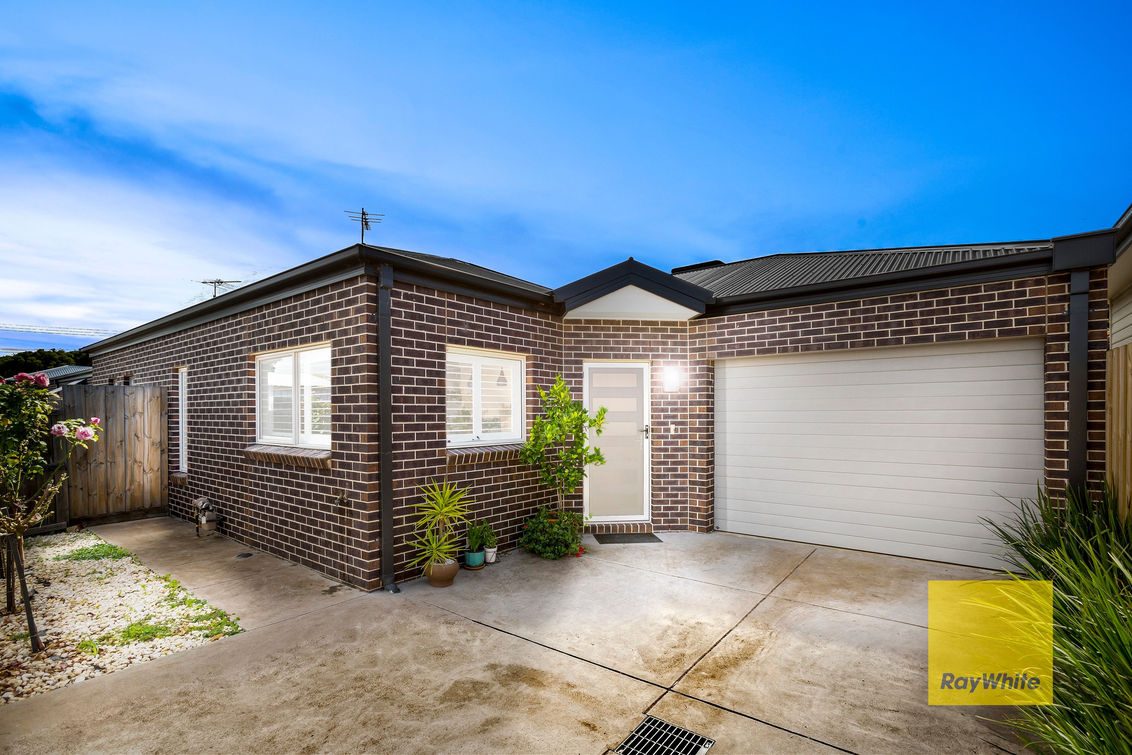 2/16 Donald Street, Belmont, VIC 3216