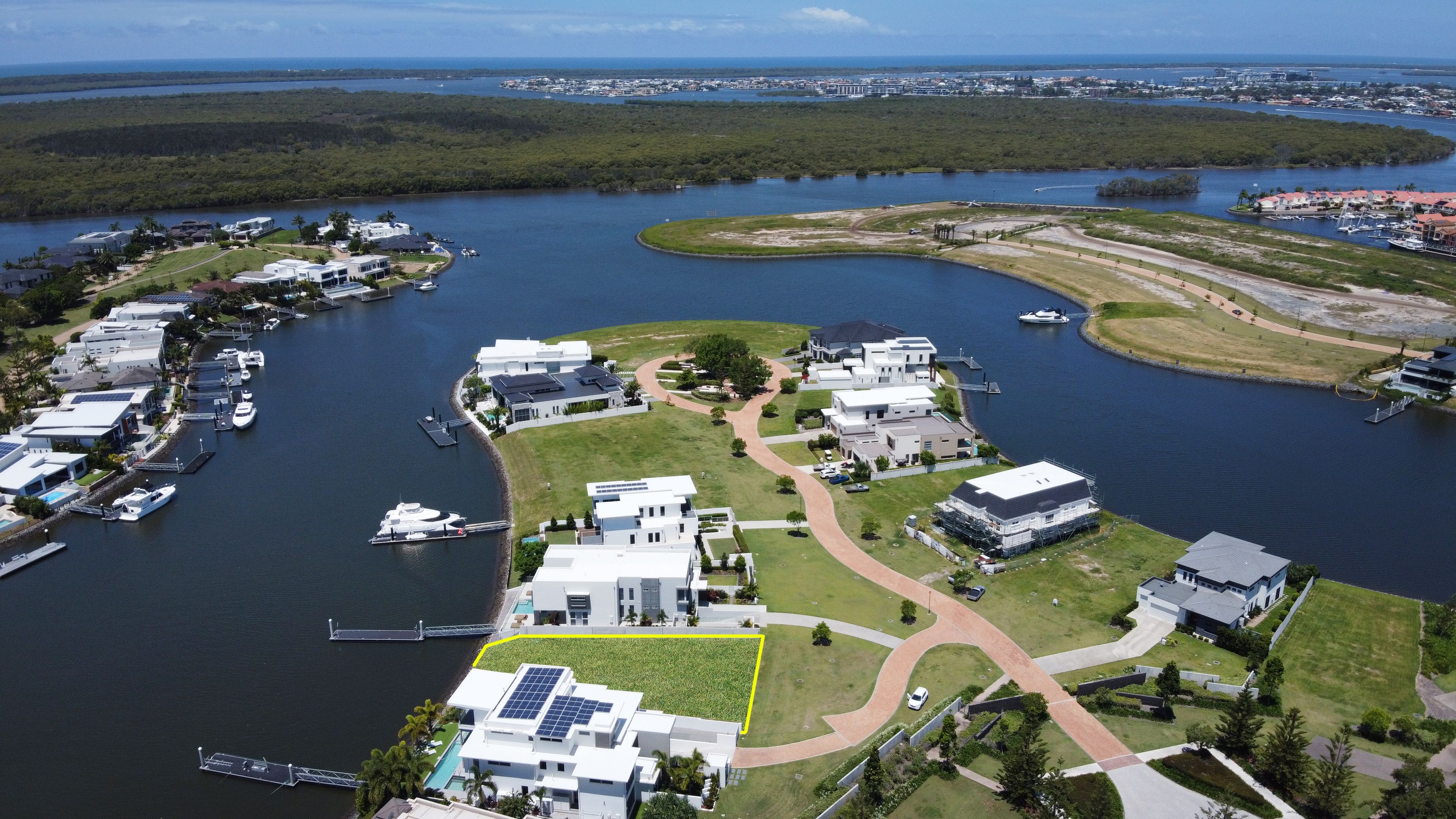 1030 Edgecliff Place, Sanctuary Cove, QLD 4212