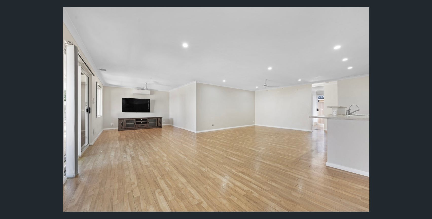 21 Piave Street, Wandina, WA 6530