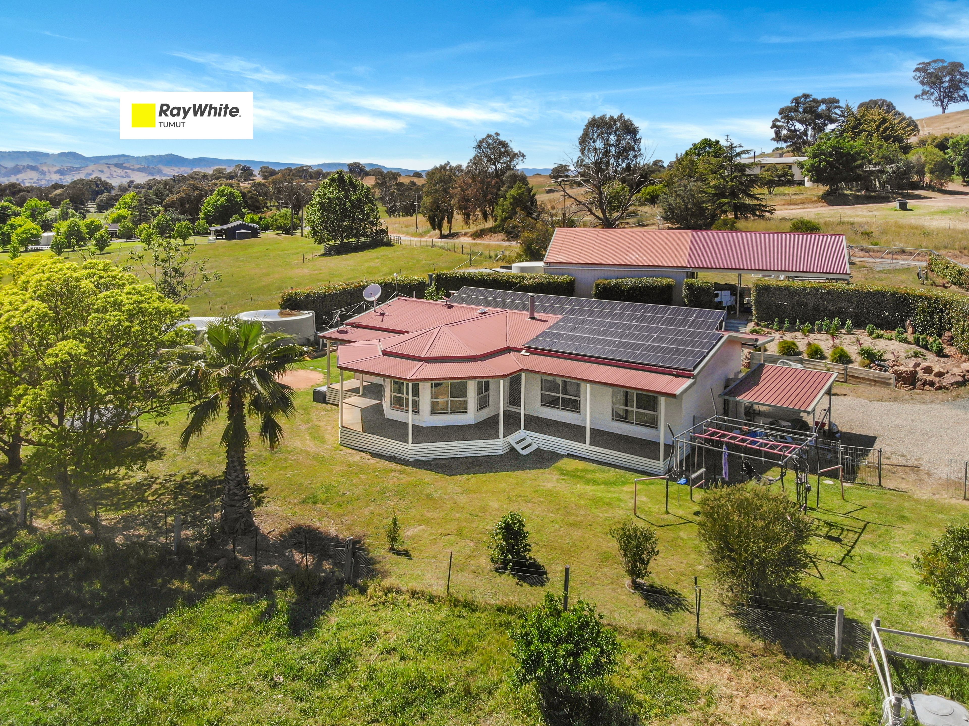 34 Smarts Road, Tumut NSW 2720